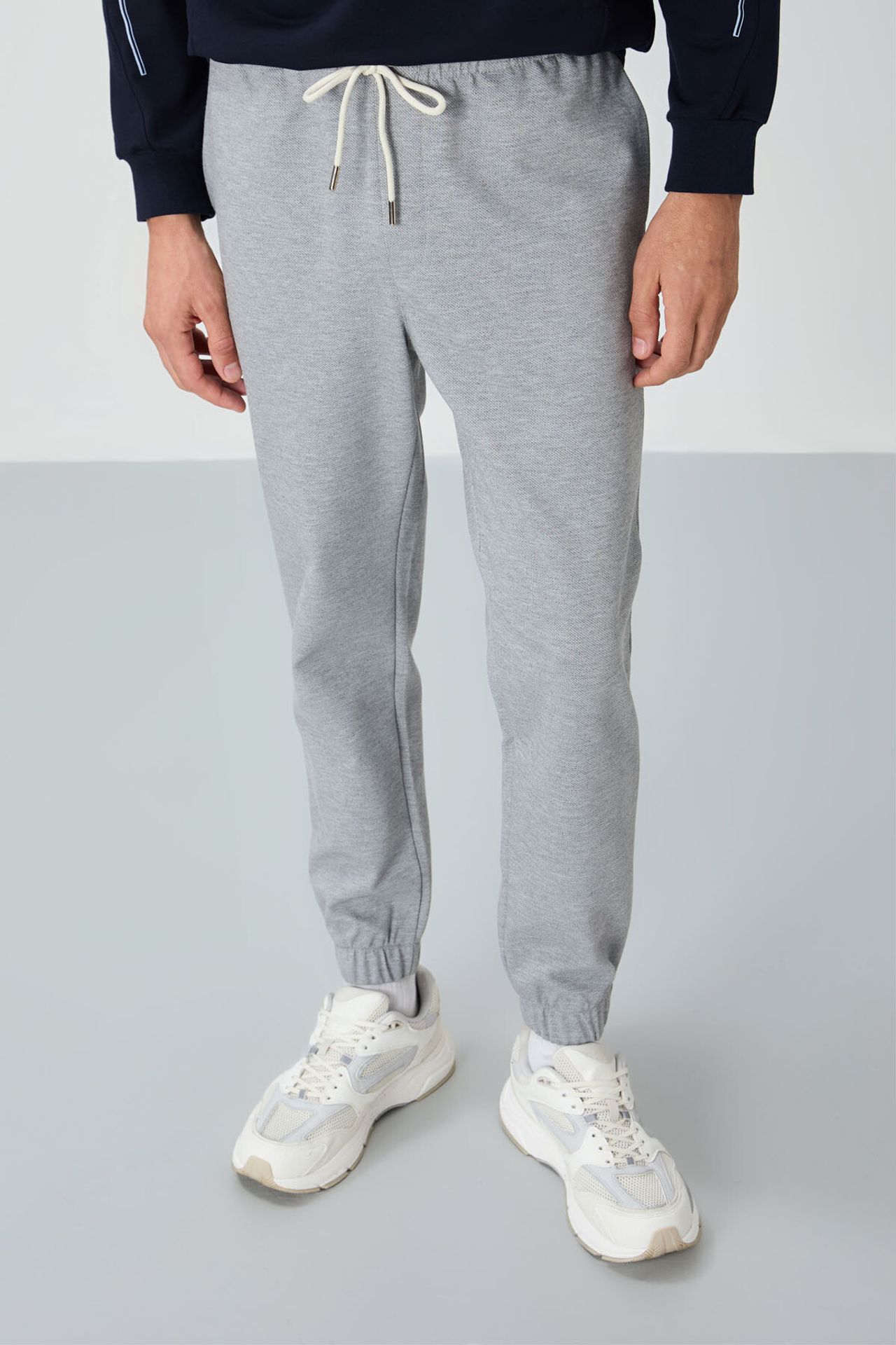 TOMMY Men's Regular Fit Fleece Sweatpants 3