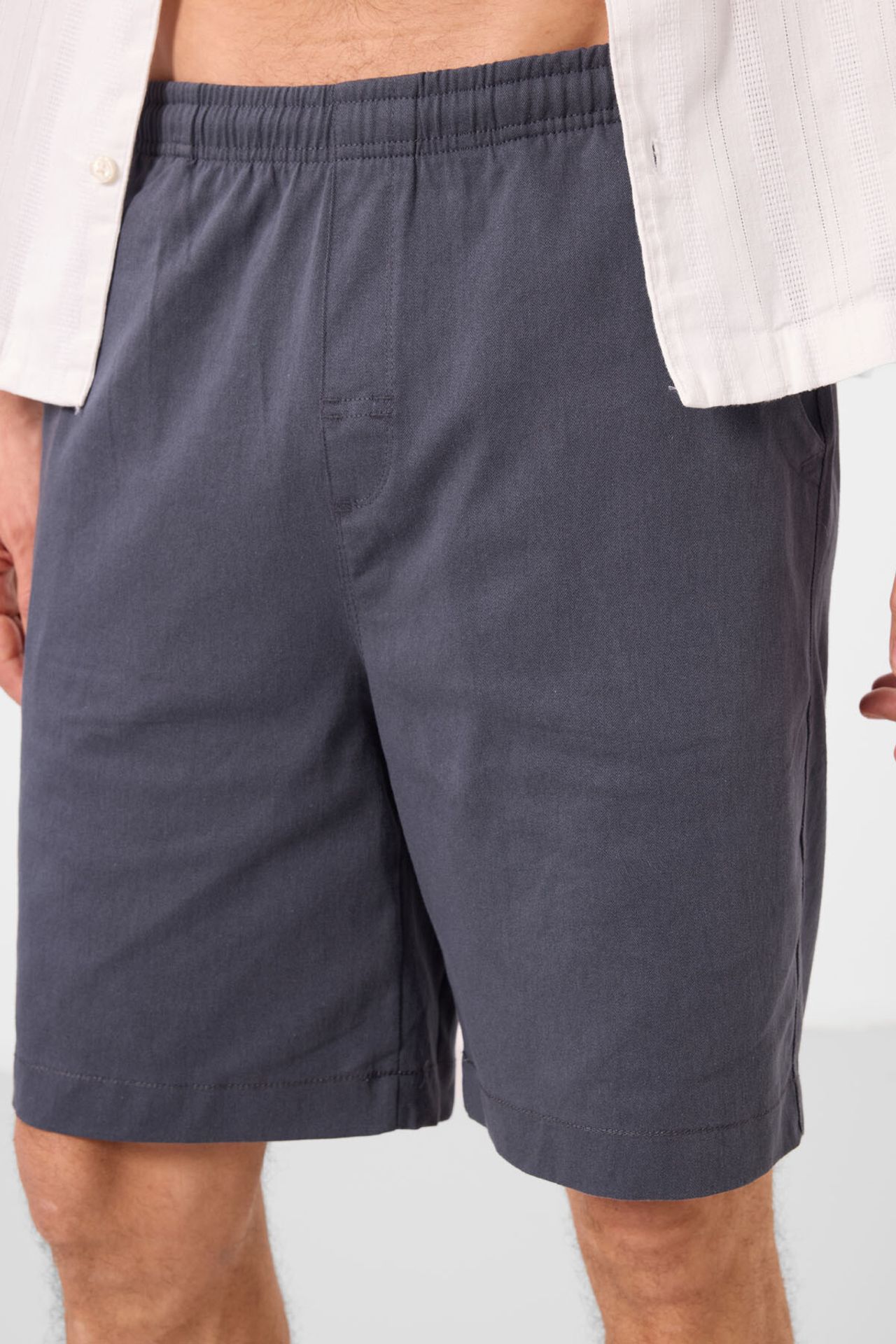 TOMMY Men's Regular Fit Chino Shorts 3
