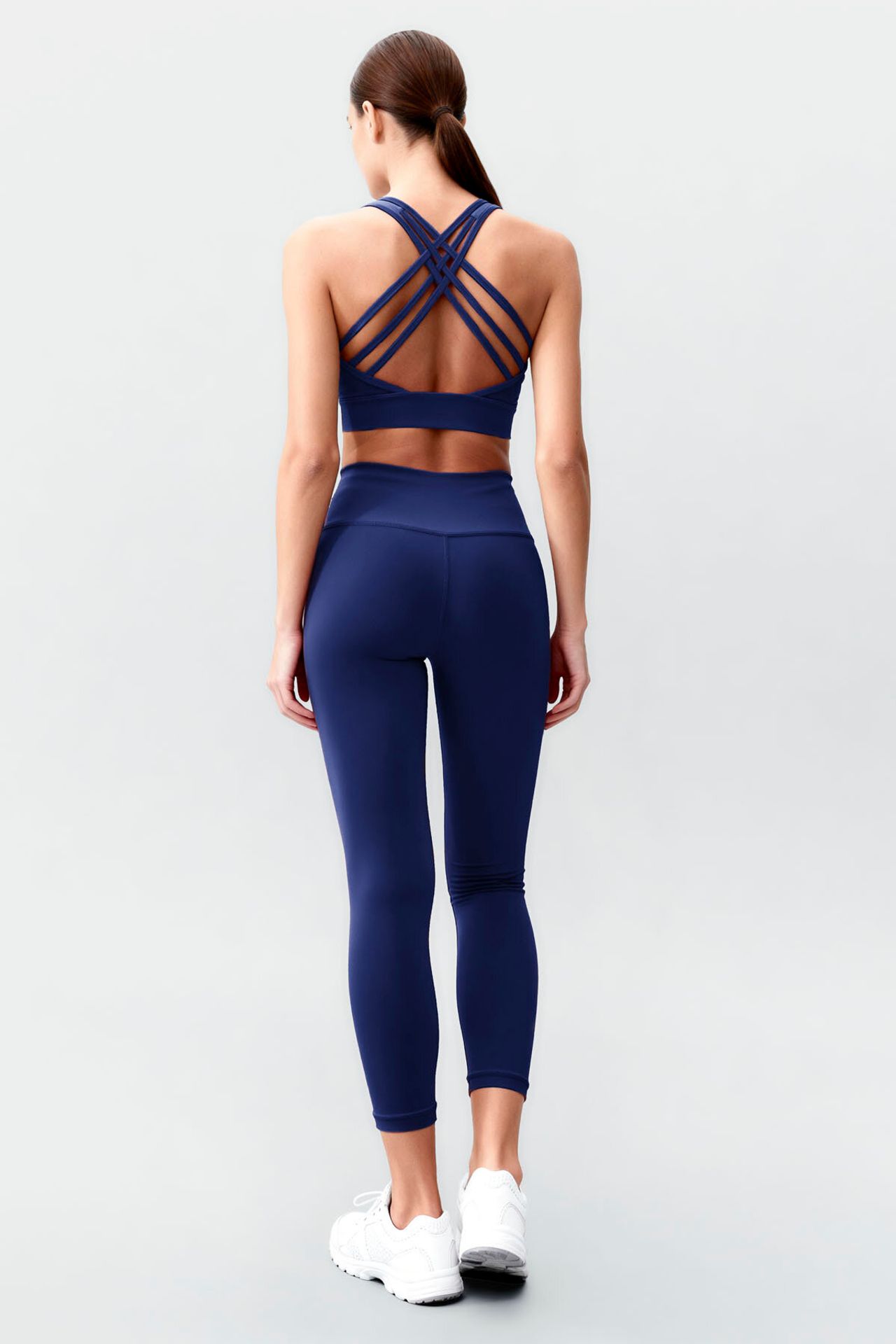 TOMMY Sleeveless Athletic Set With Leggings 6