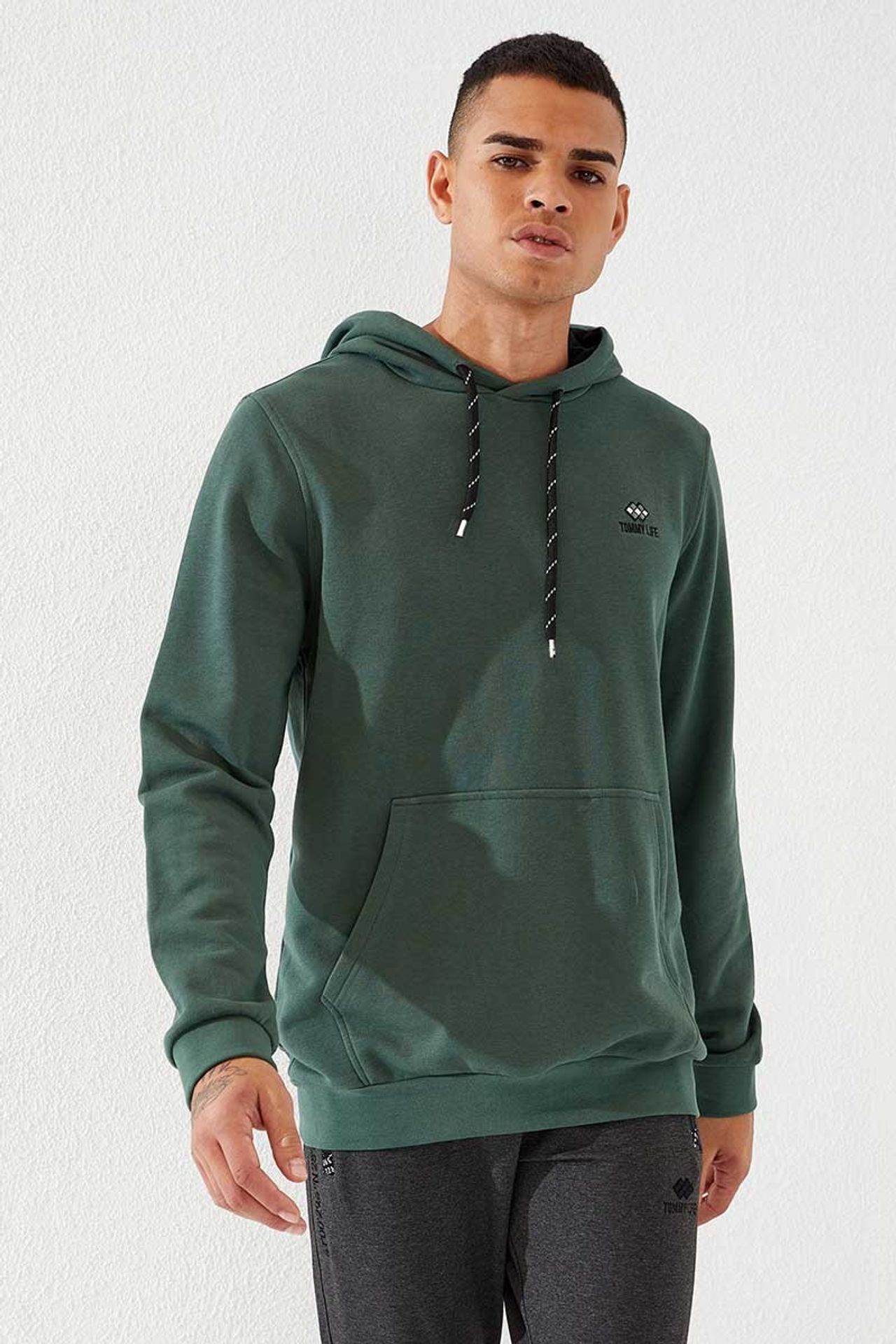 TOMMY Men's Solid Hooded Sweatshirt With Pocket 1