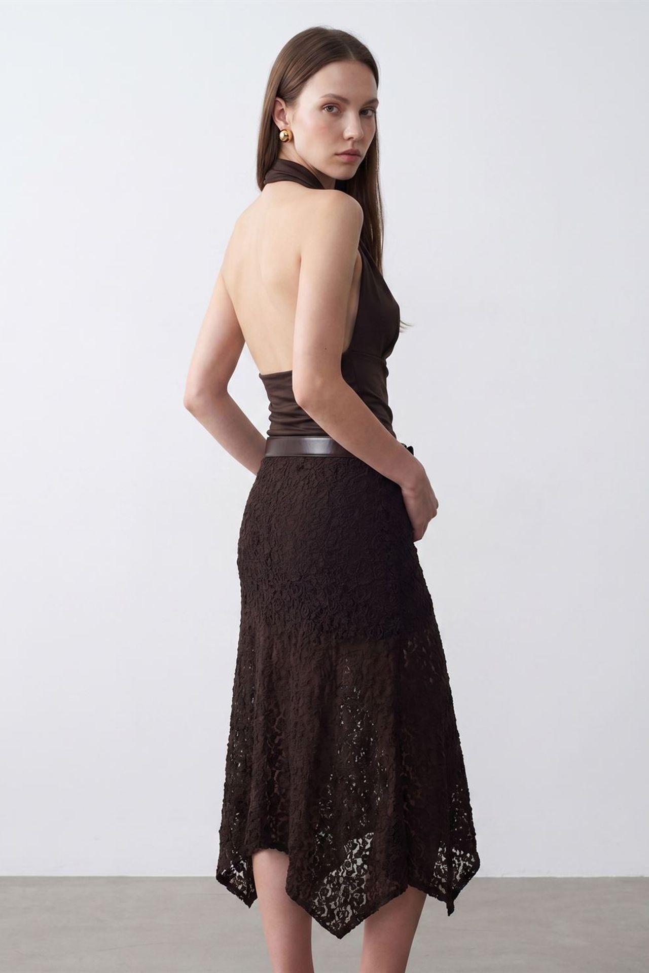 DILVIN Fitted Sleeveless Cowl Neck Blouse 2