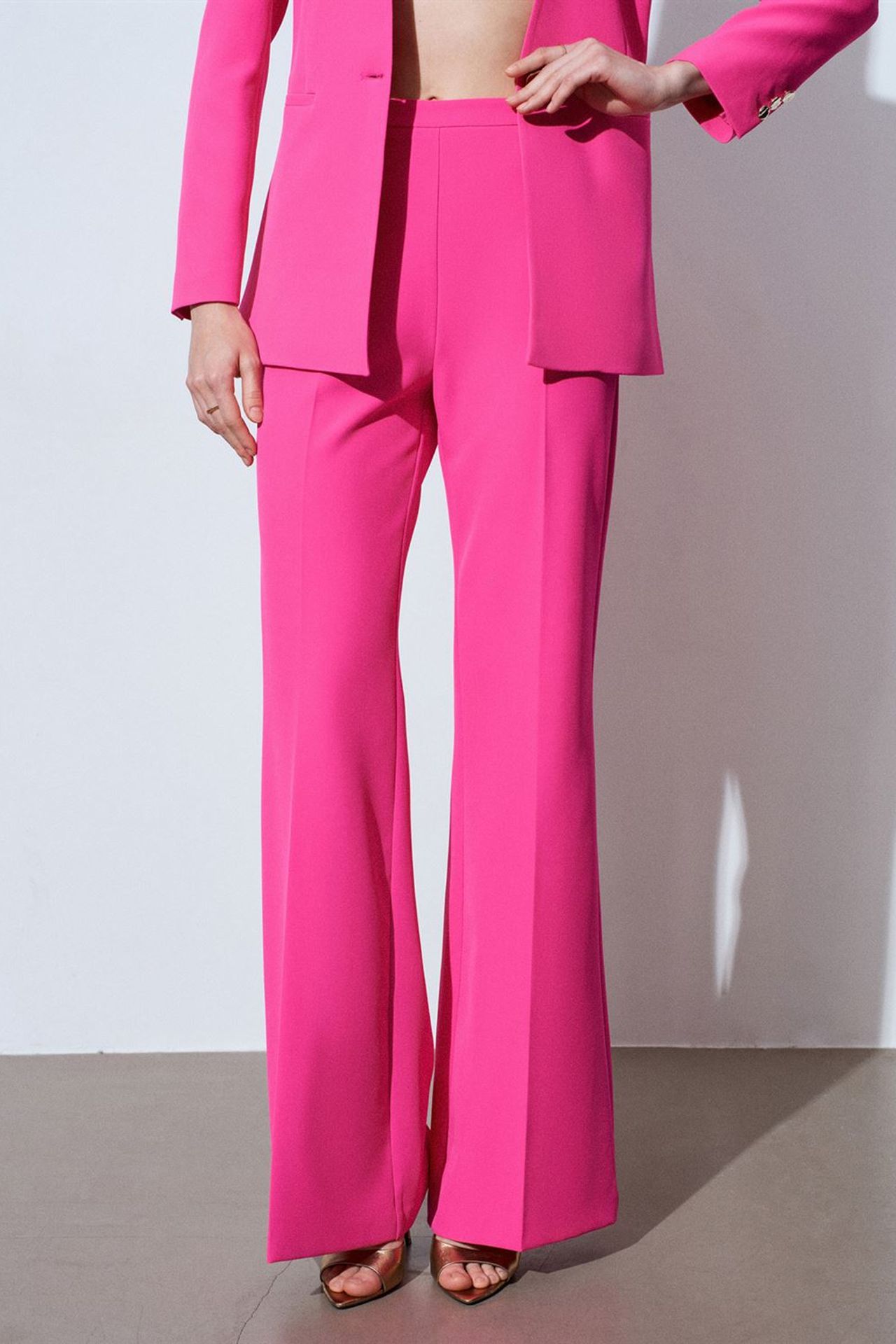 DILVIN High-waist Flare Trousers 4