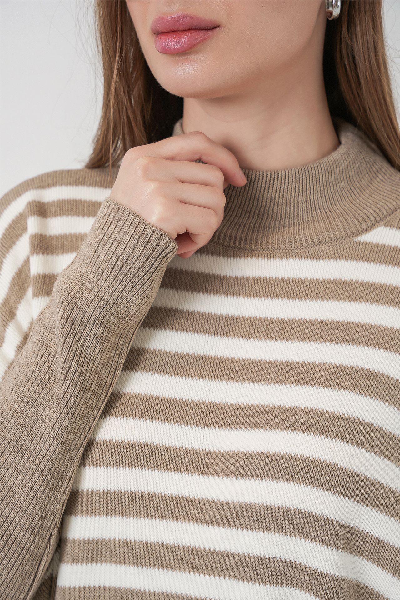 BDART Oversized Acrylic Crew Neck Jumper 5