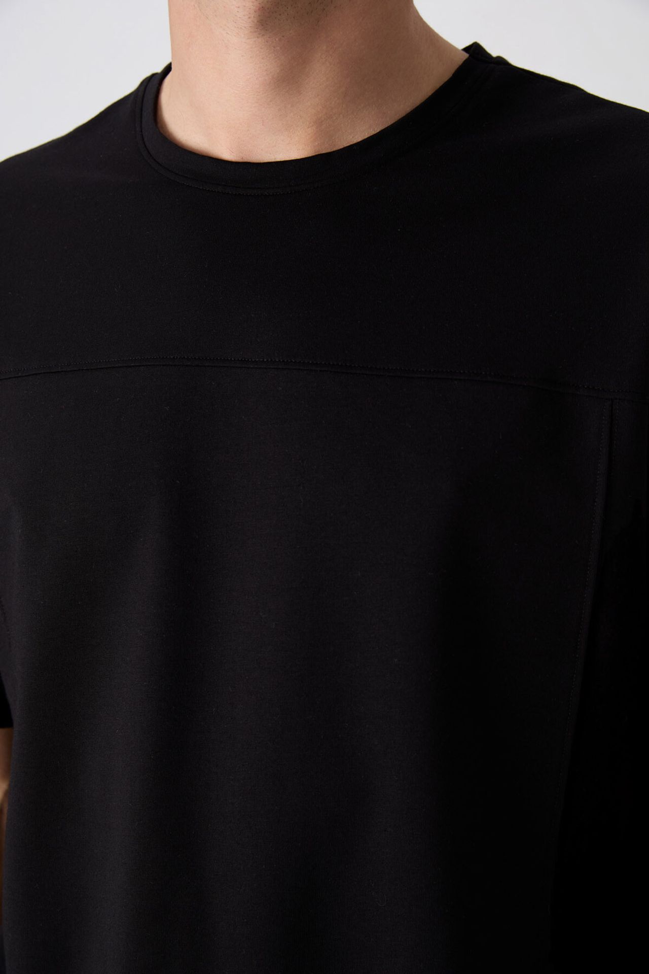 TOMMY Oversized Crew Neck T-shirt 4