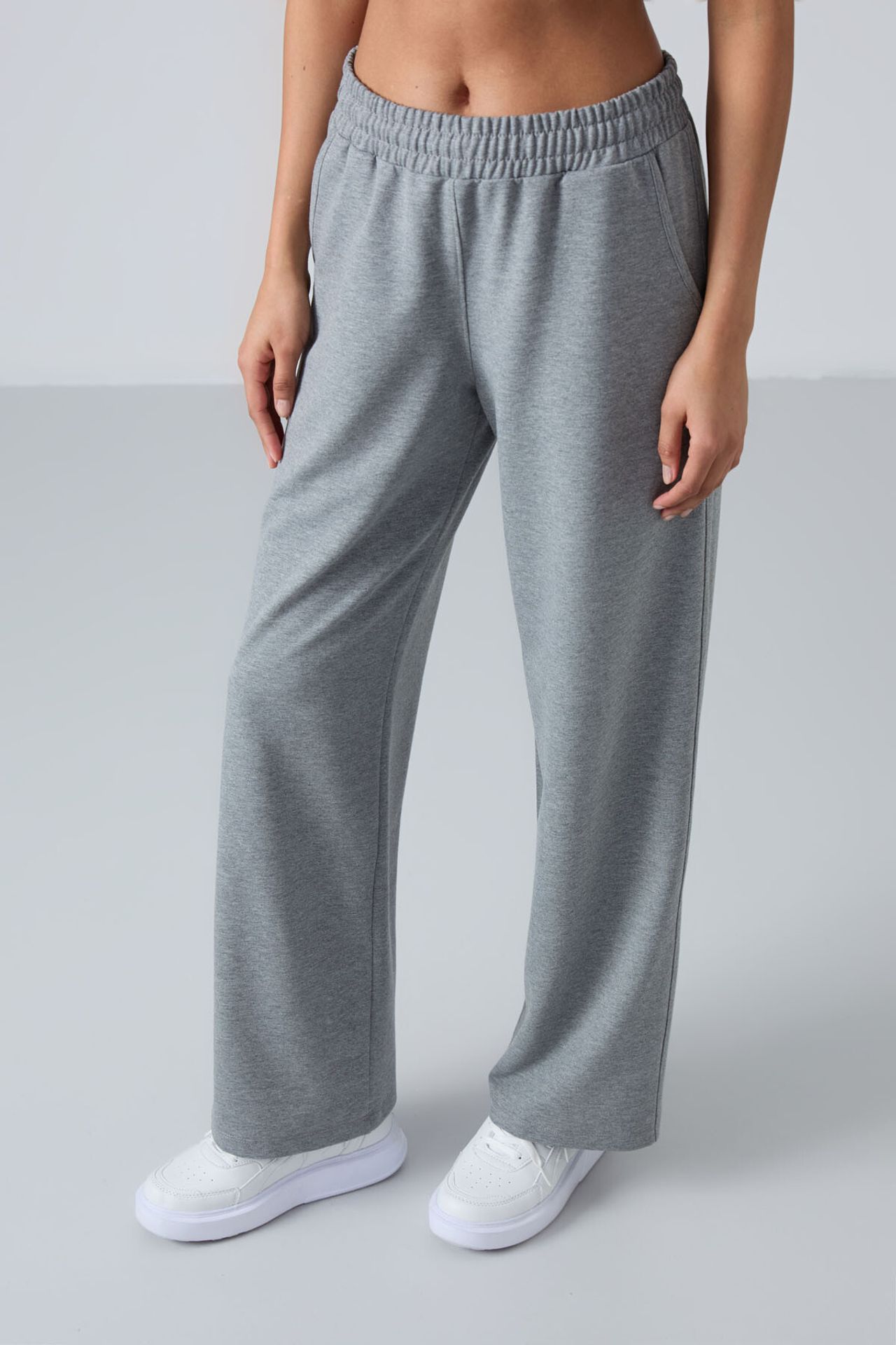 TOMMY Wide-Leg Pull-On Sweatpants 2
