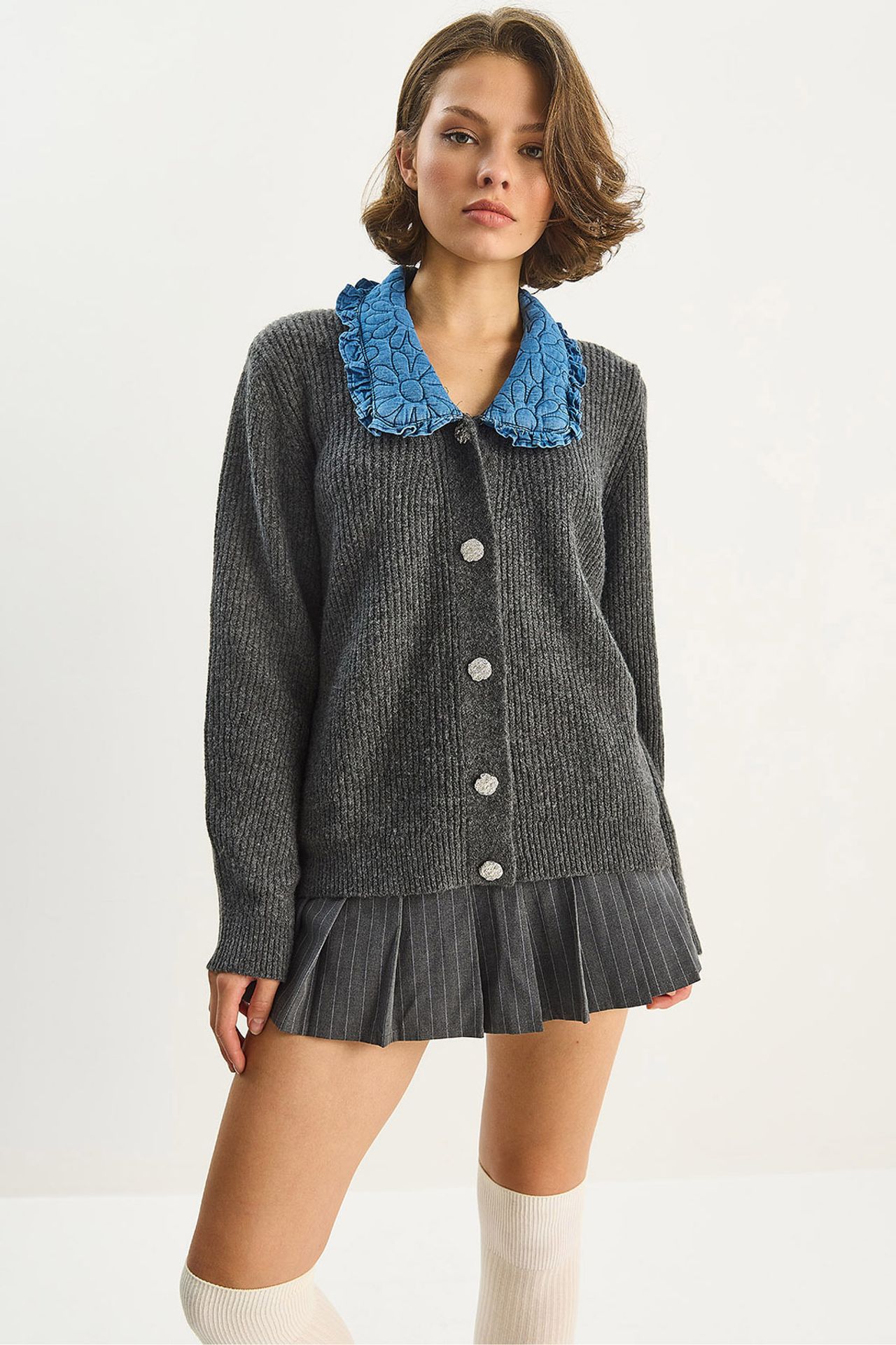 LUCCI Knit Cardigan with Collar Detail 1