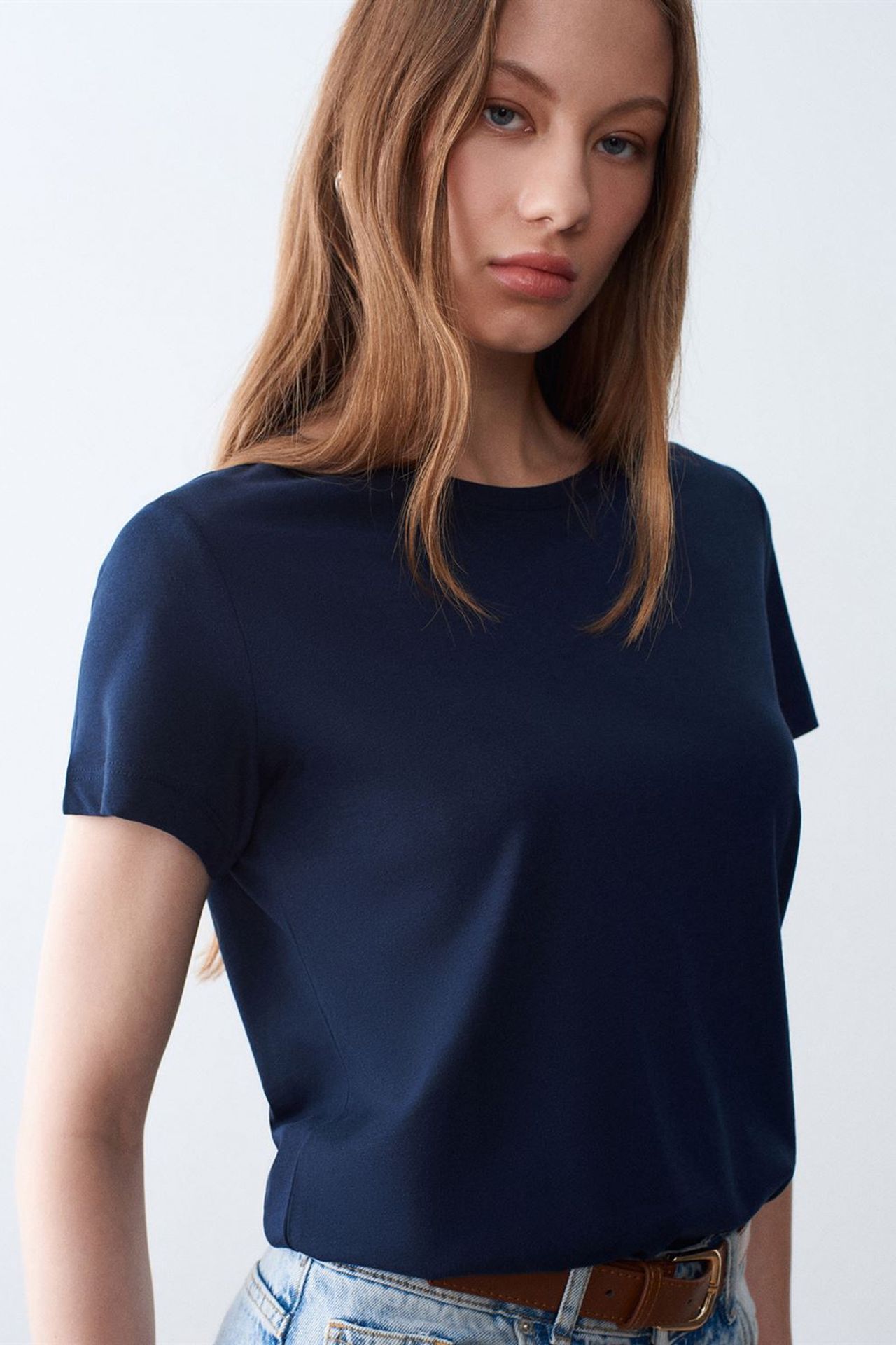 DILVIN Women's Crew Neck Short Sleeve T-Shirt 3