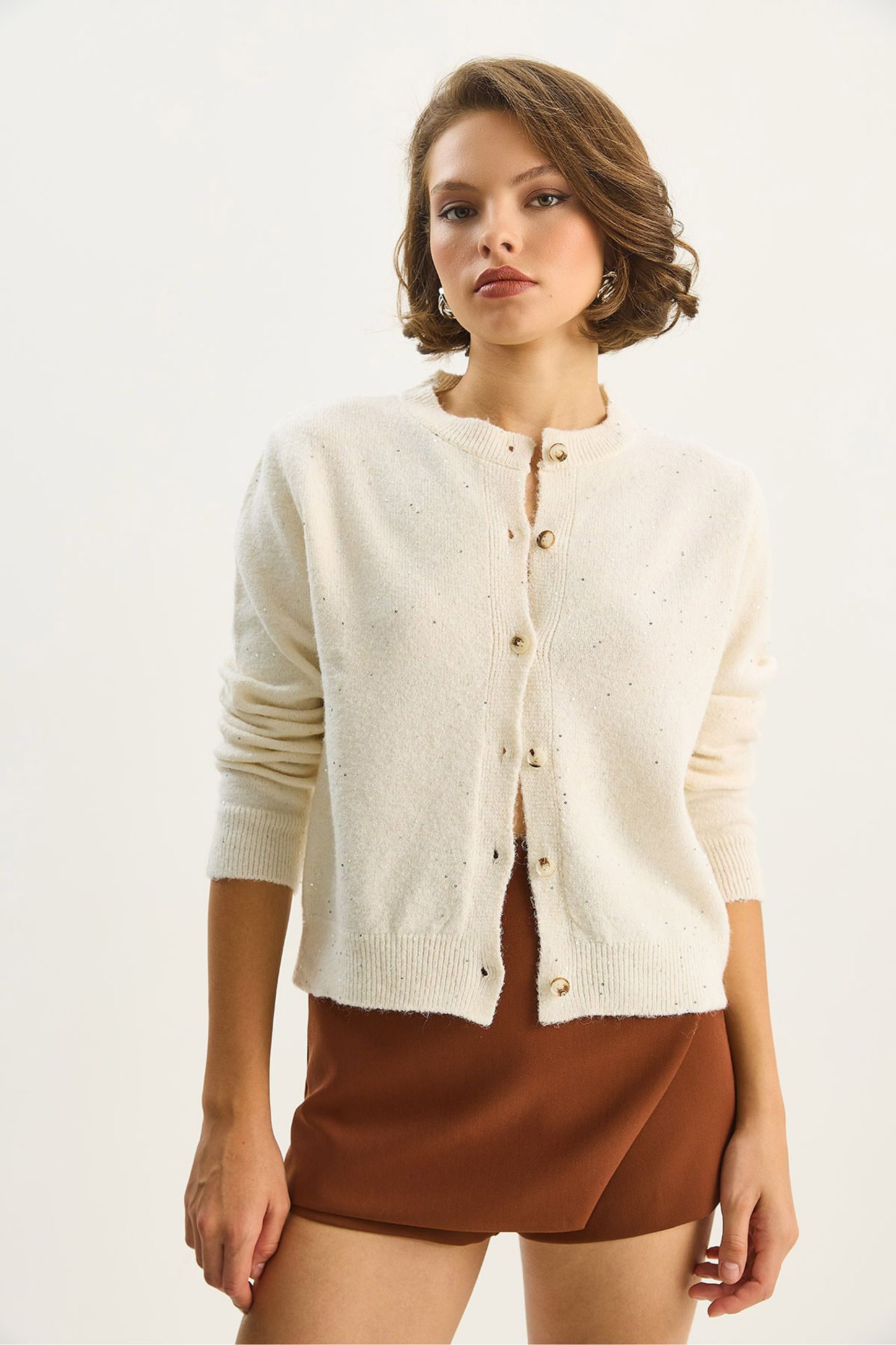 LUCCI Textured Ribbed Cardigan with Sequin Detail 2