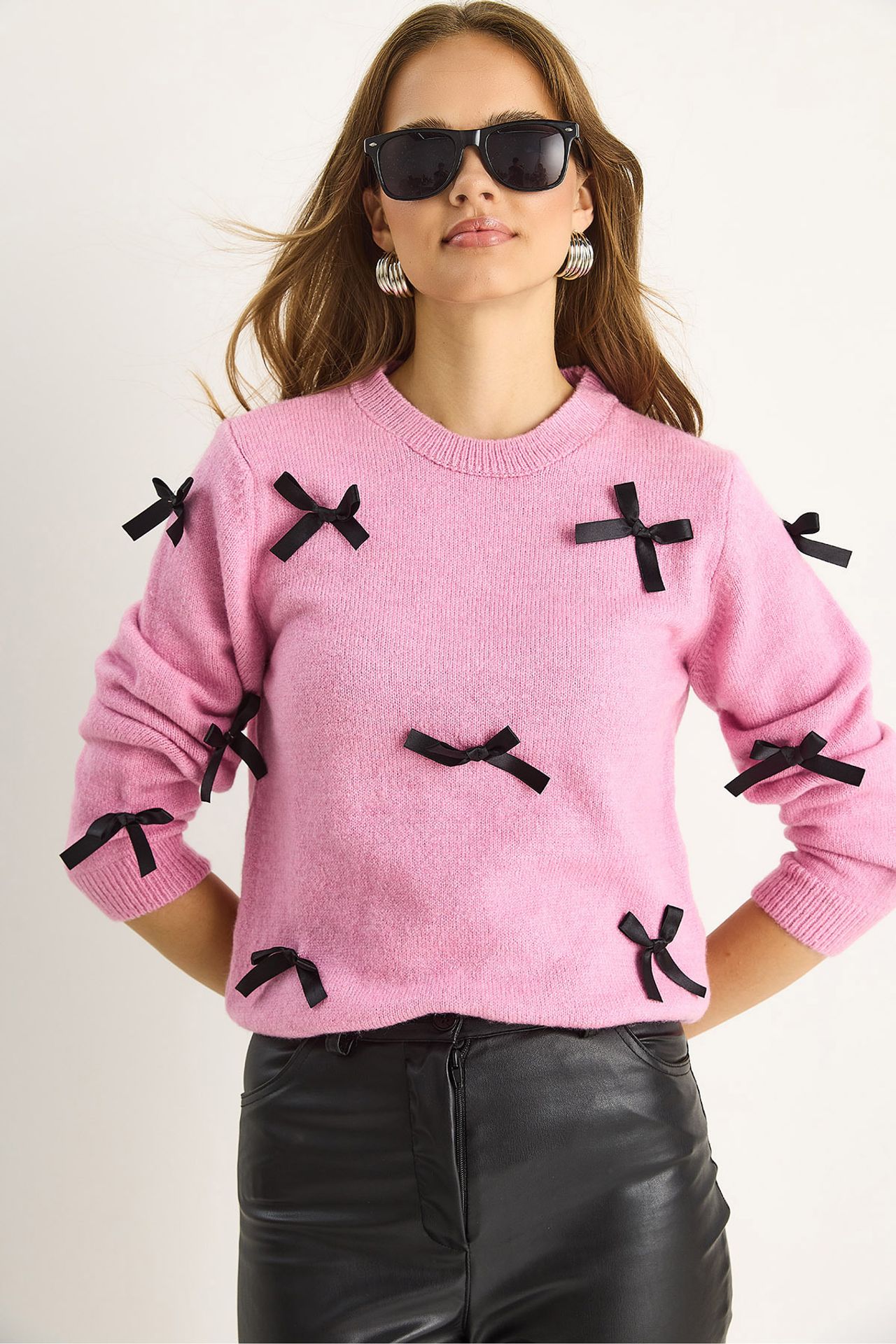 LUCCI Bow Detailed Crew Neck Sweater 5