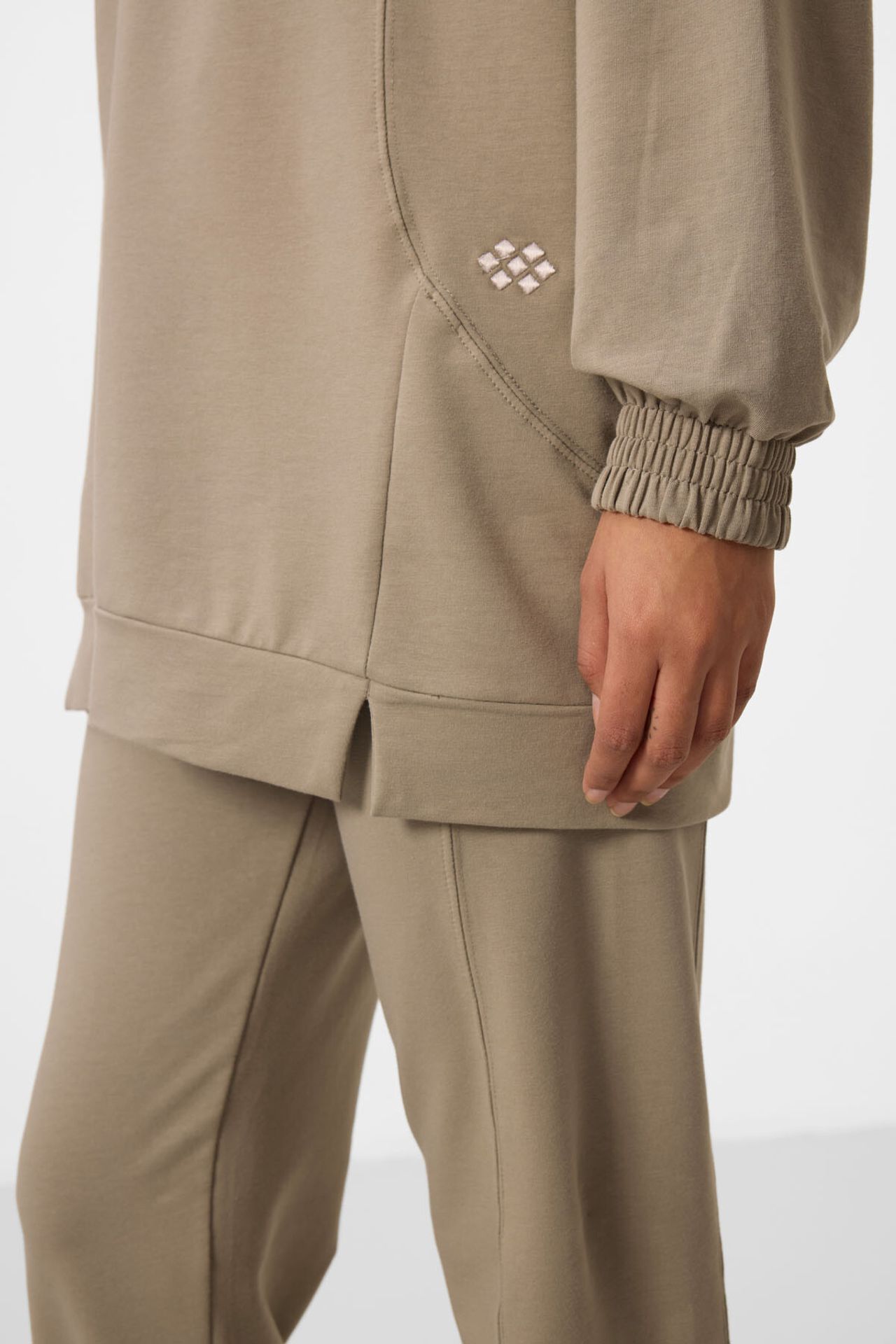TOMMY Oversized Fleece Sweatshirt And Pants Set 4