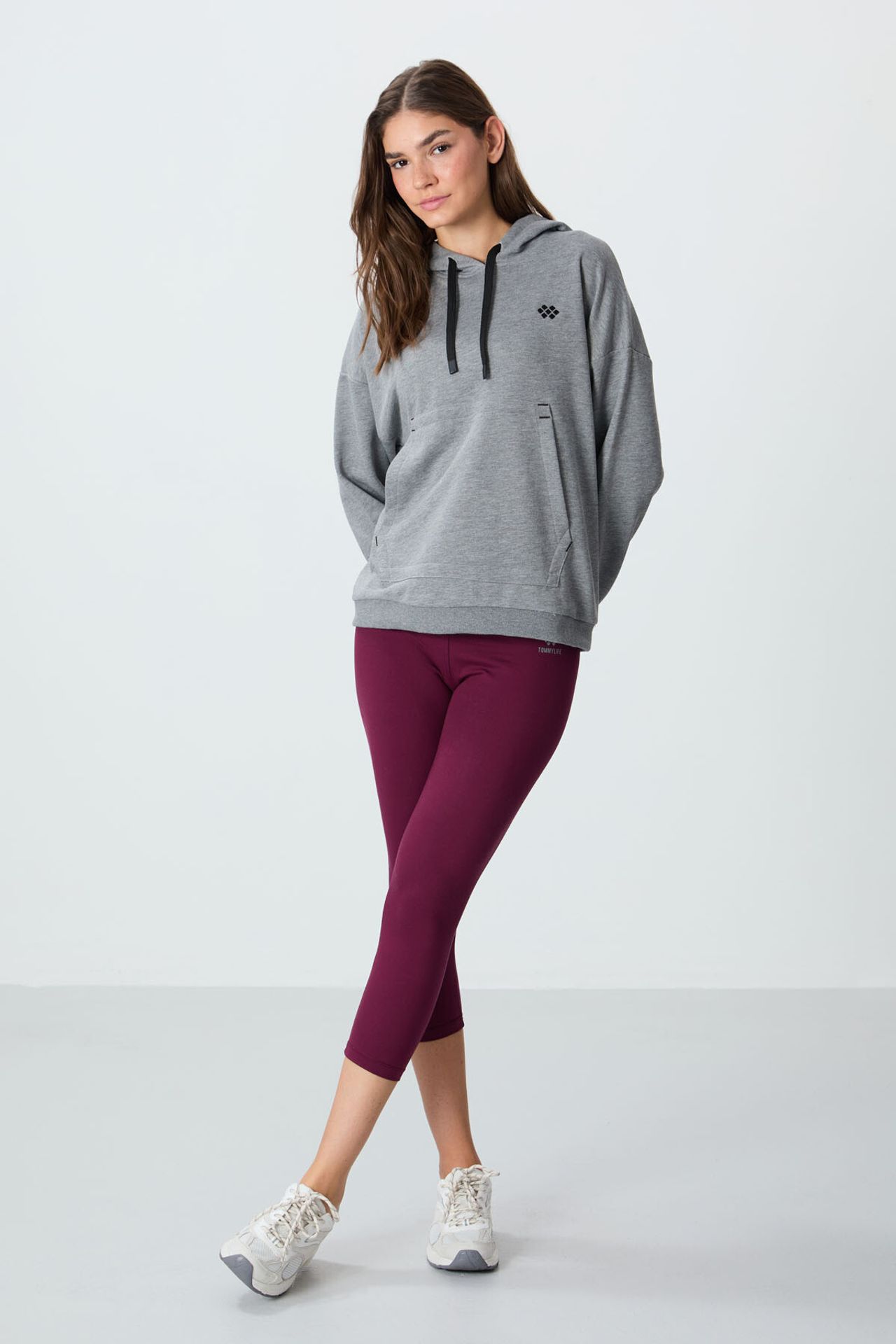 TOMMY Oversized Hooded Sweatshirt With Pocket 3