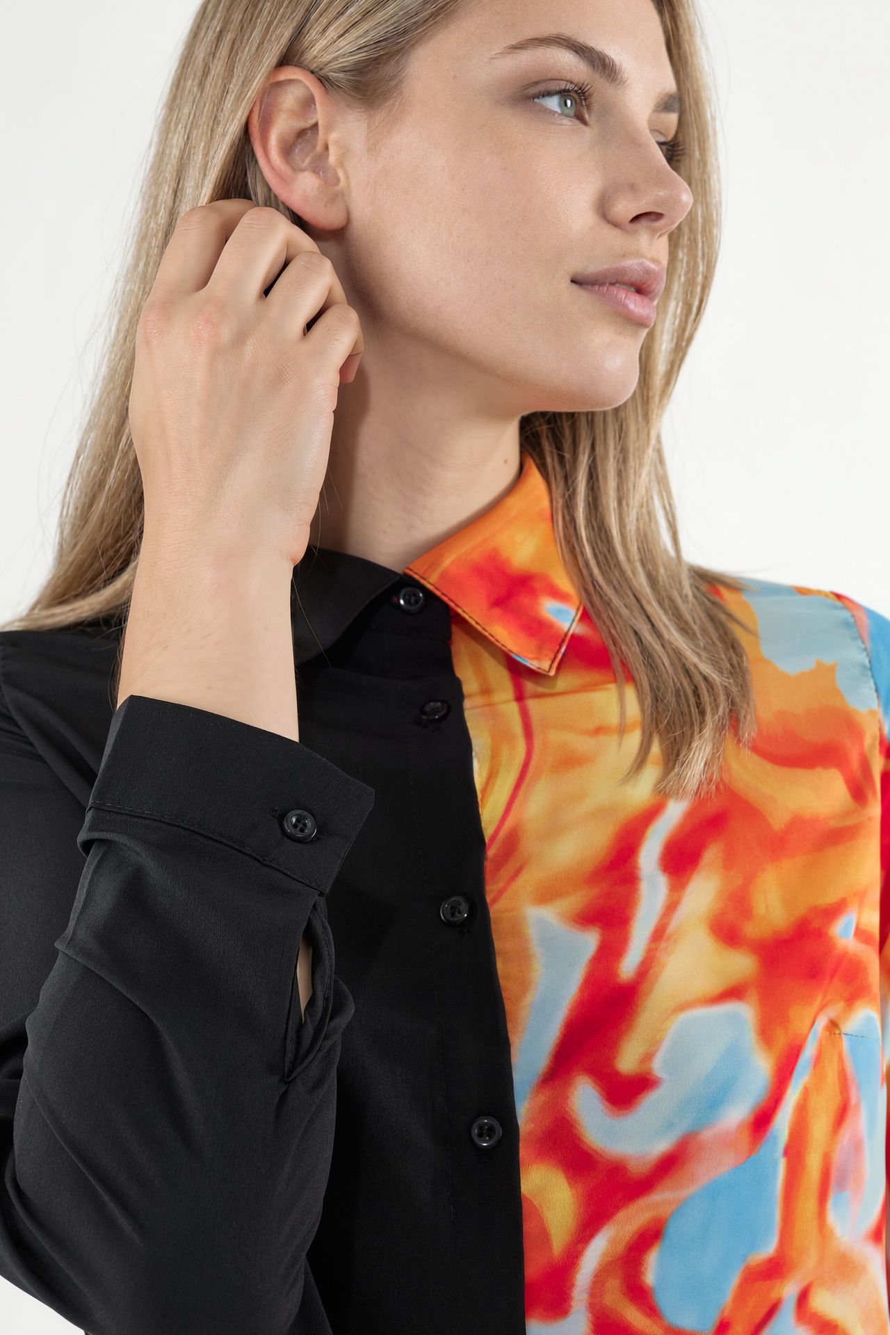 MSN Women's Abstract Print Button-Front Shirt 1