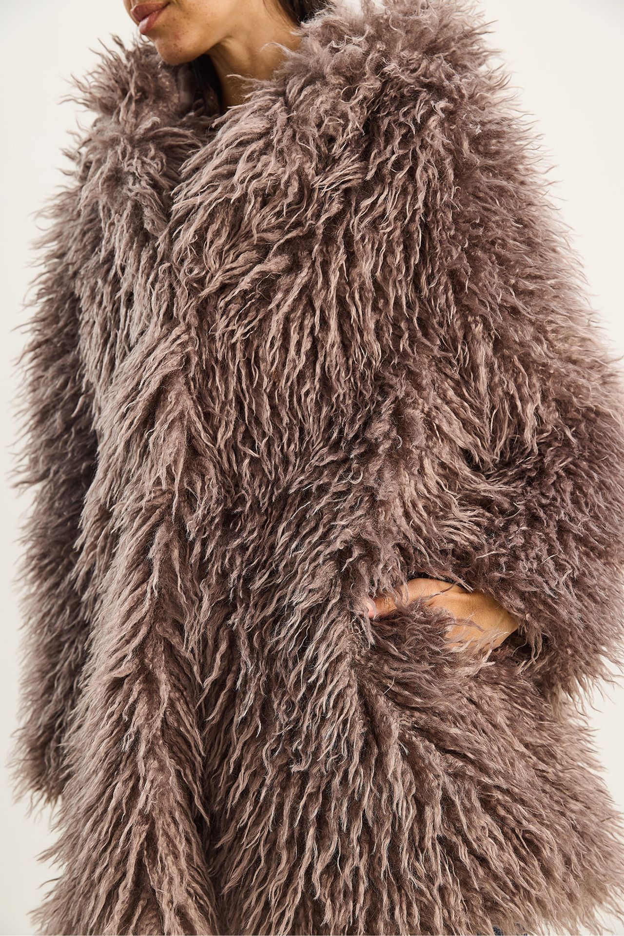 LUCCI Oversize Hooded Faux Fur Jacket 6