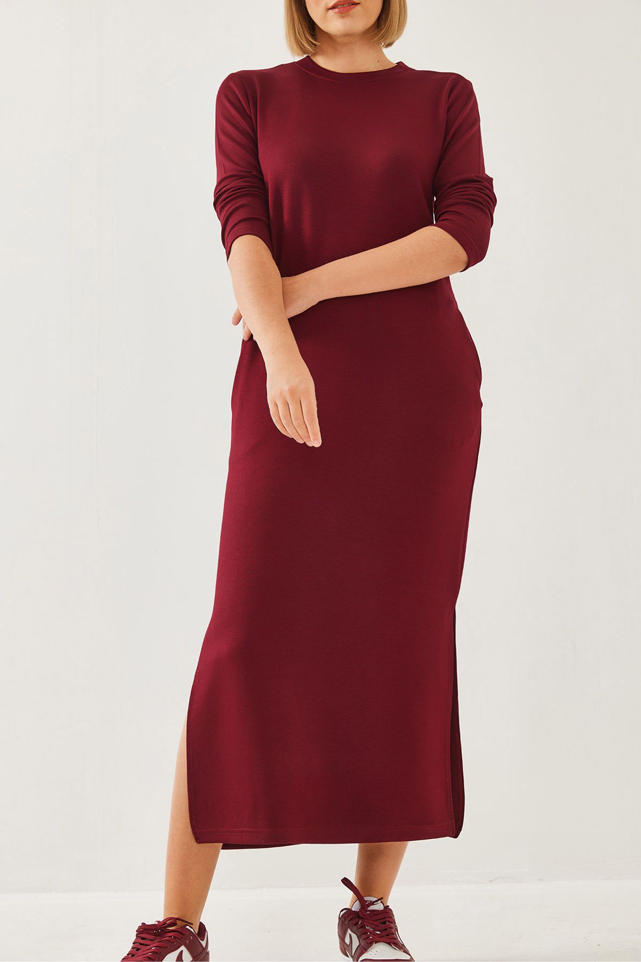 LUCCI Crew Neck Long Sleeve Midi Dress with Slit 2