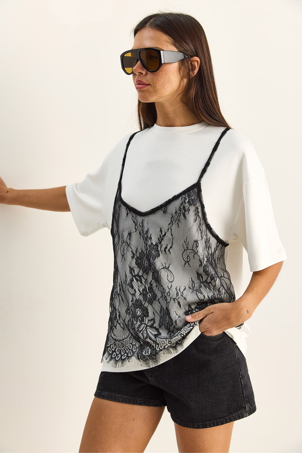 LUCCI Women's Crew Neck T-Shirt 3