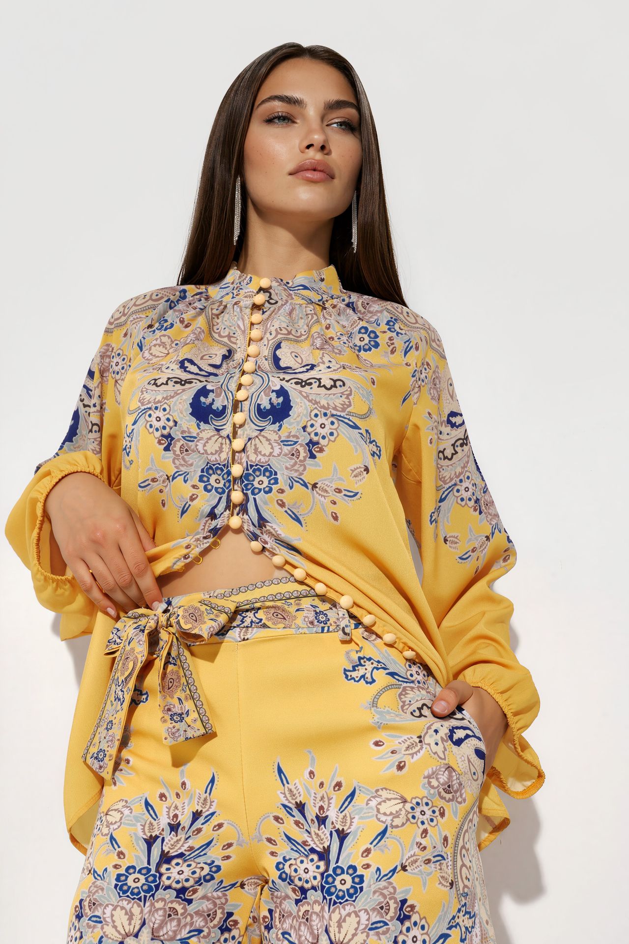 MSN Paisley Tie-front Blouse And Shorts Set 4
