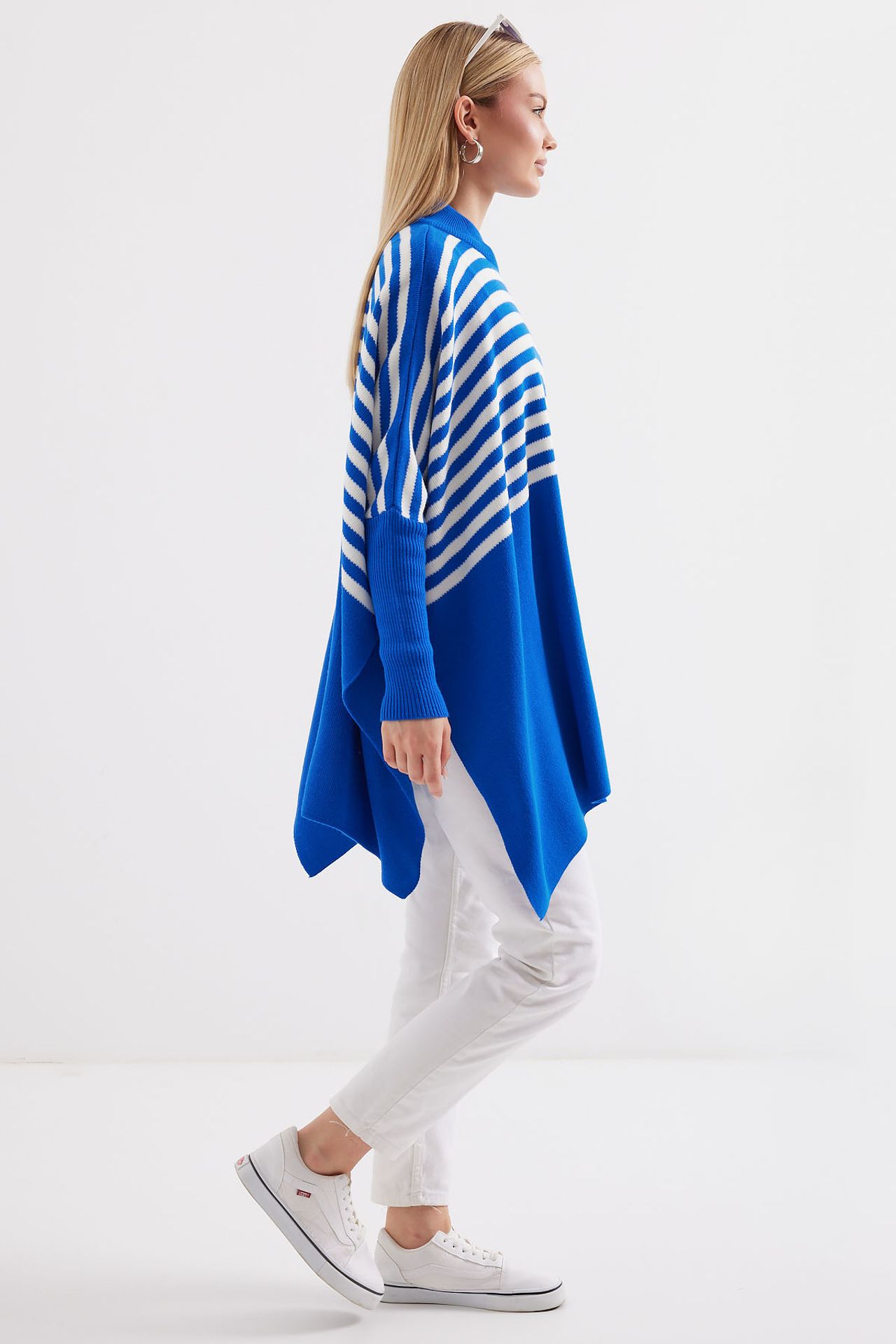 BDART Oversized Acrylic Crew Neck Jumper 3