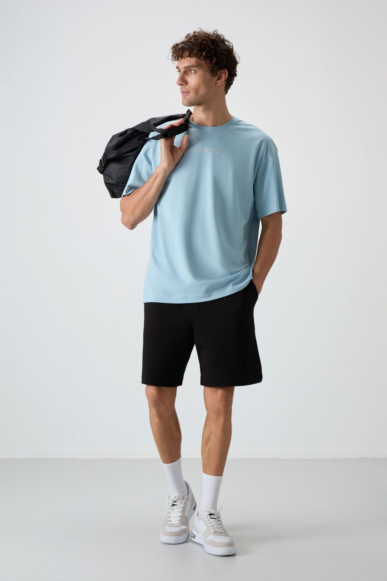 TOMMY Oversized Printed Crew Neck T-Shirt 3