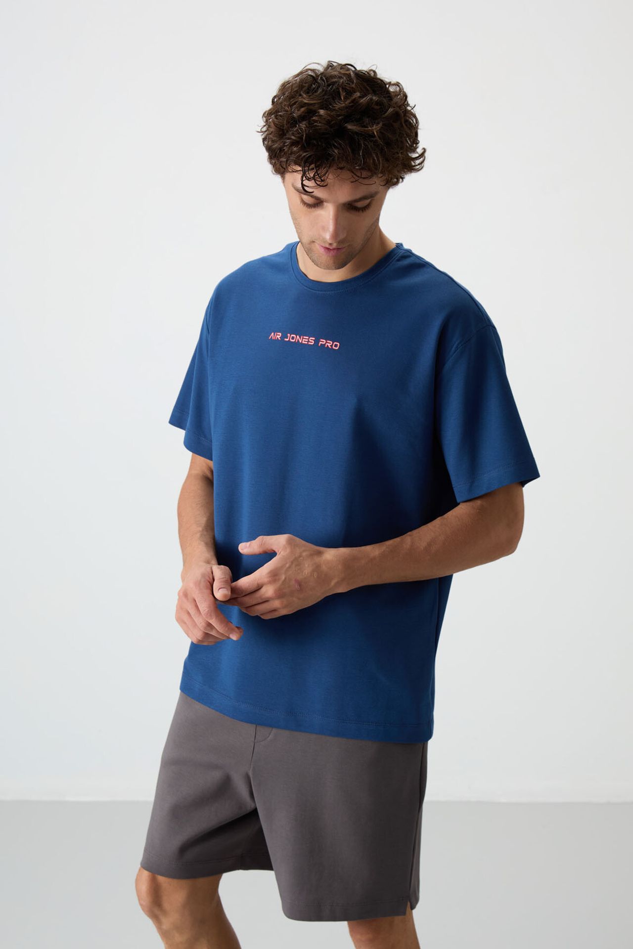 TOMMY Oversized Printed Crew Neck T-Shirt 4