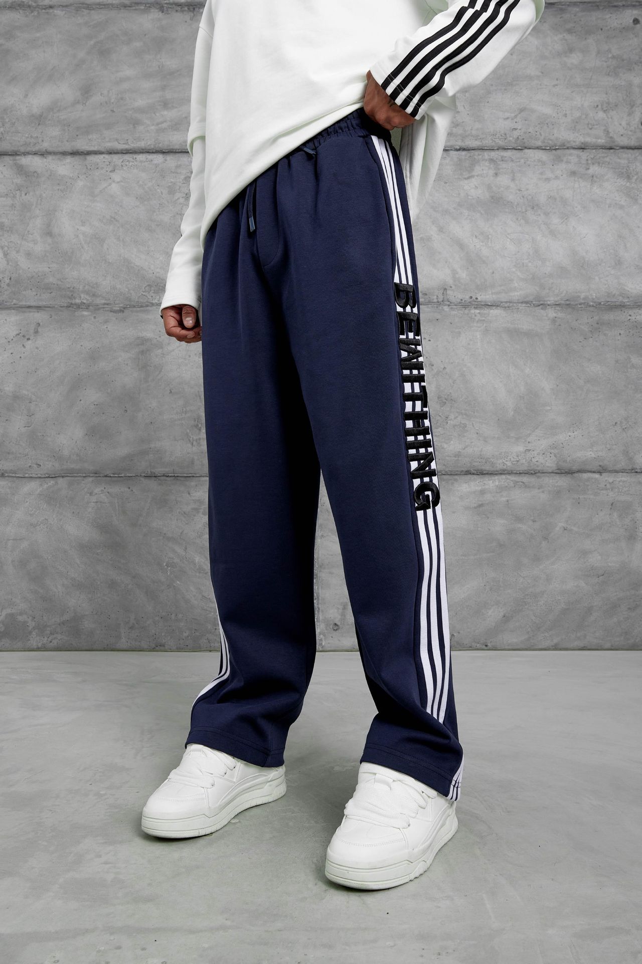 NOMARC Bol Baskılı Geniş Paça Jogger 1