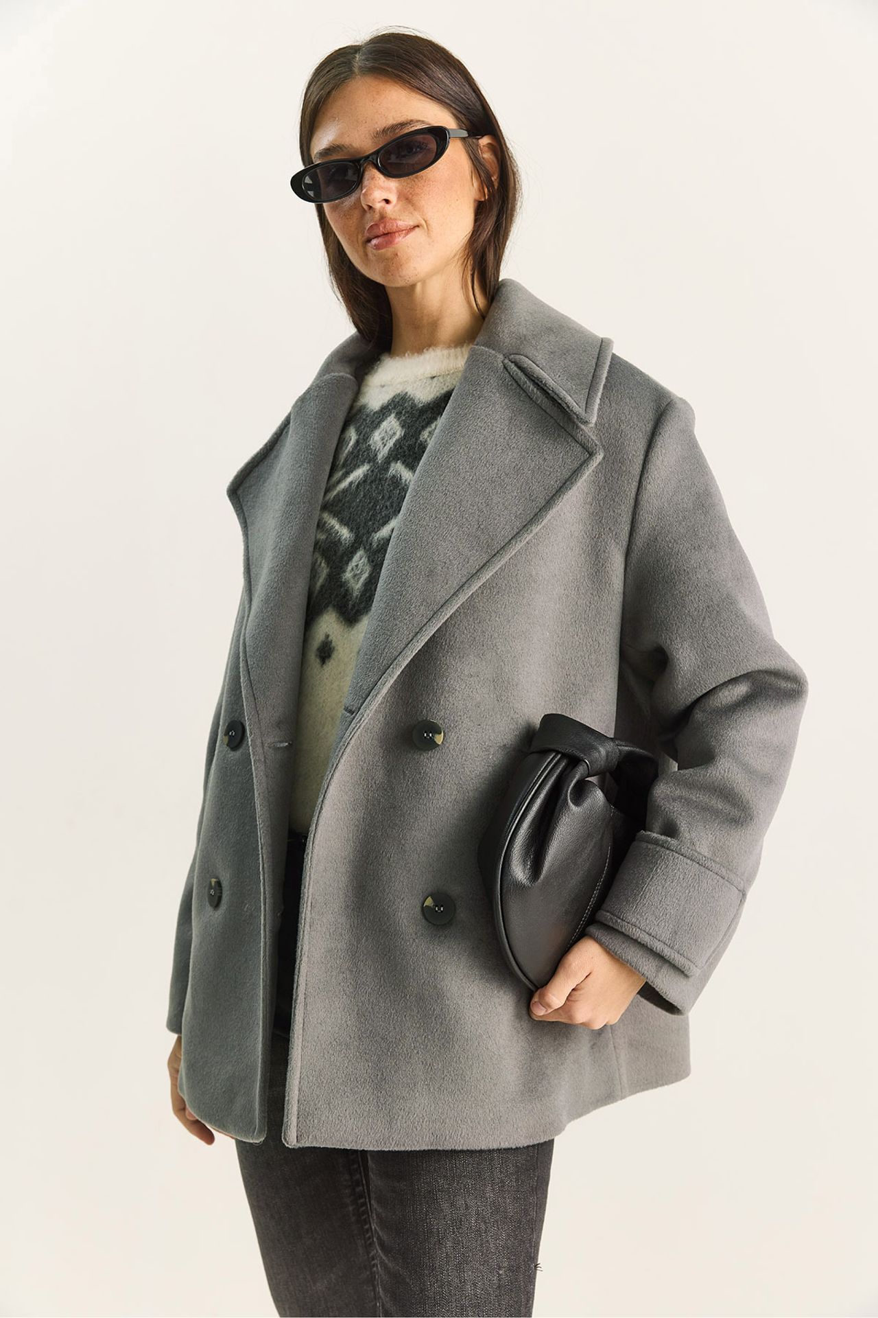 LUCCI Oversized Coat with Pockets 3