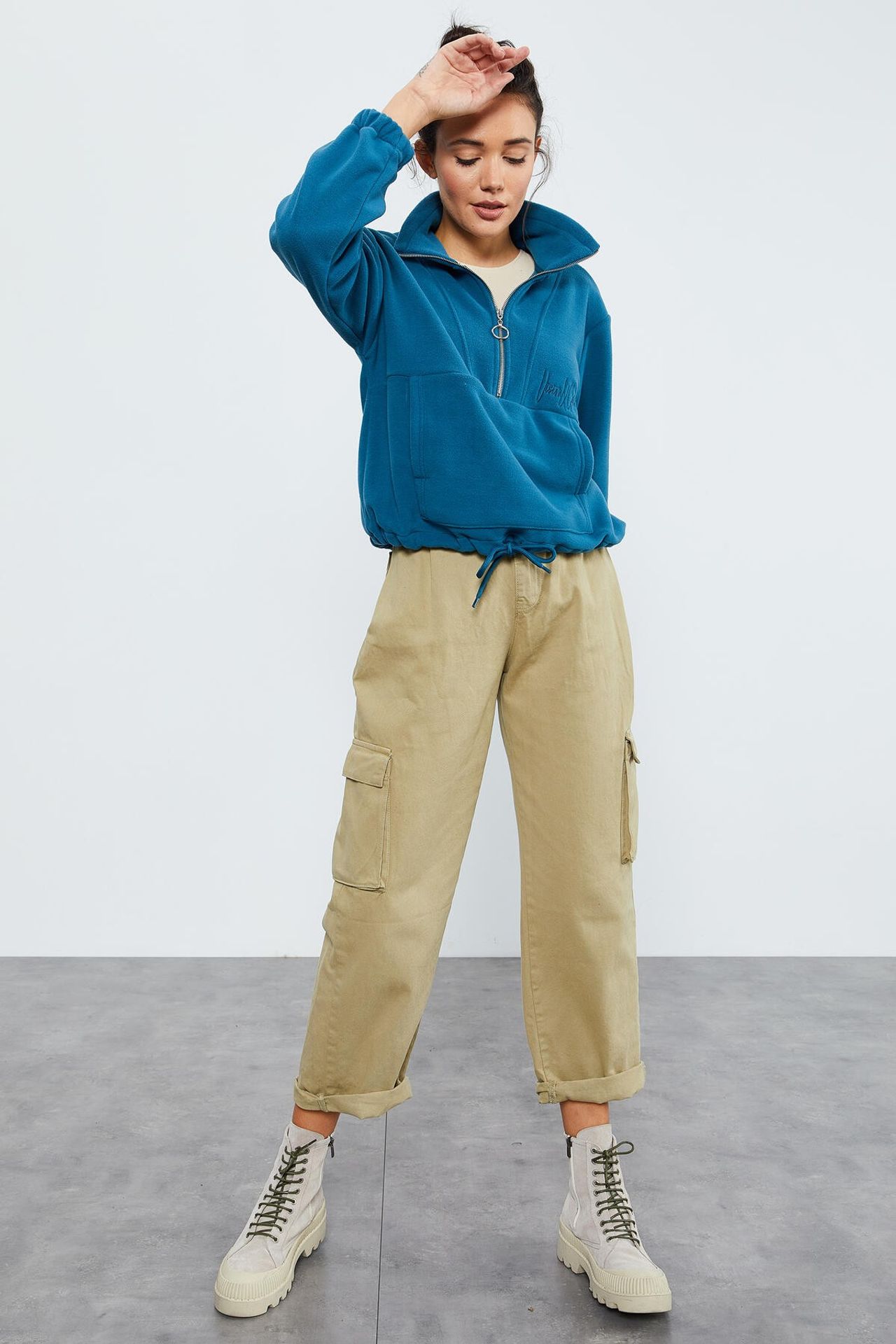 TOMMY Oversized Half-zip Plush Sweatshirt 4