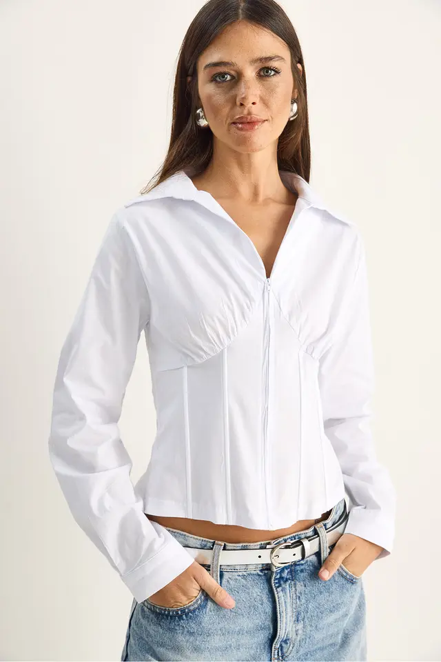 LUCCI Women's Fitted Crop Shirt