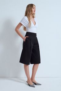 black-image-3