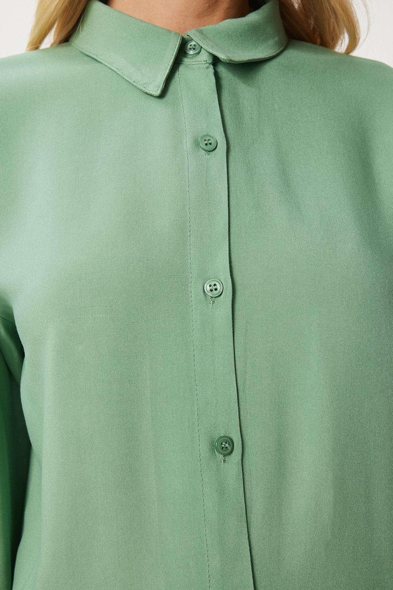 ISTANBUL Poplin Button-Up Shirt with Collar 4