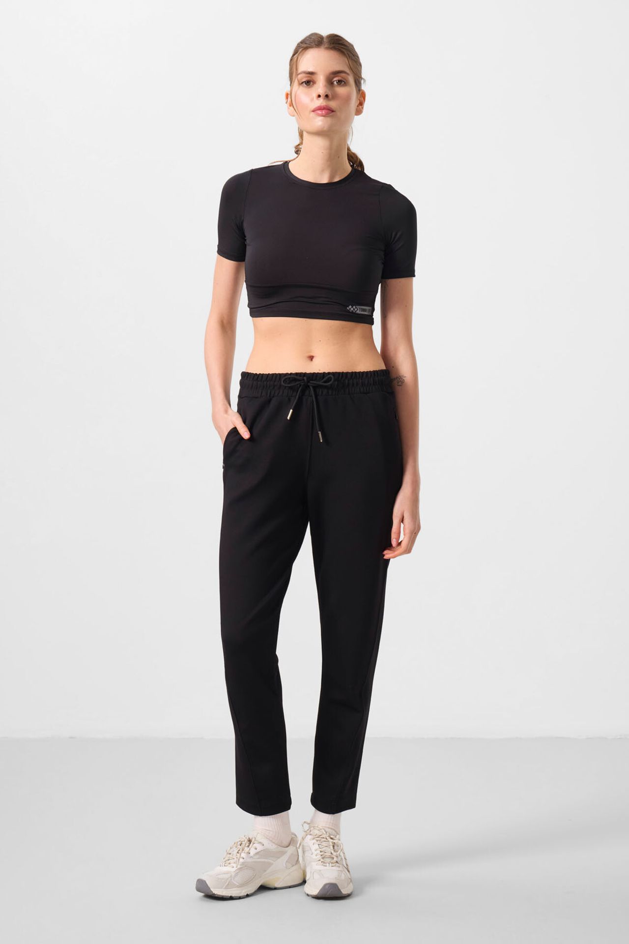 TOMMY Women’s Jogger Pants with Zipper 1