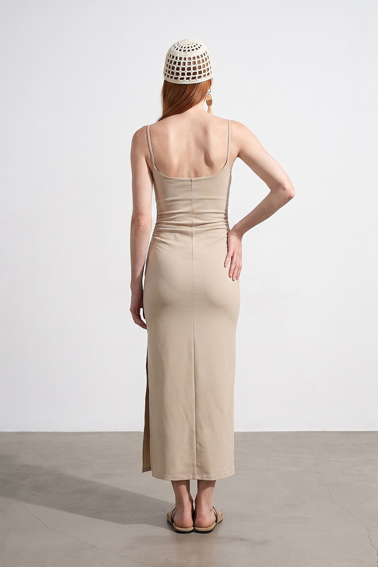 DILVIN Kadın Kolsuz Bodycon Midi Elbise 3