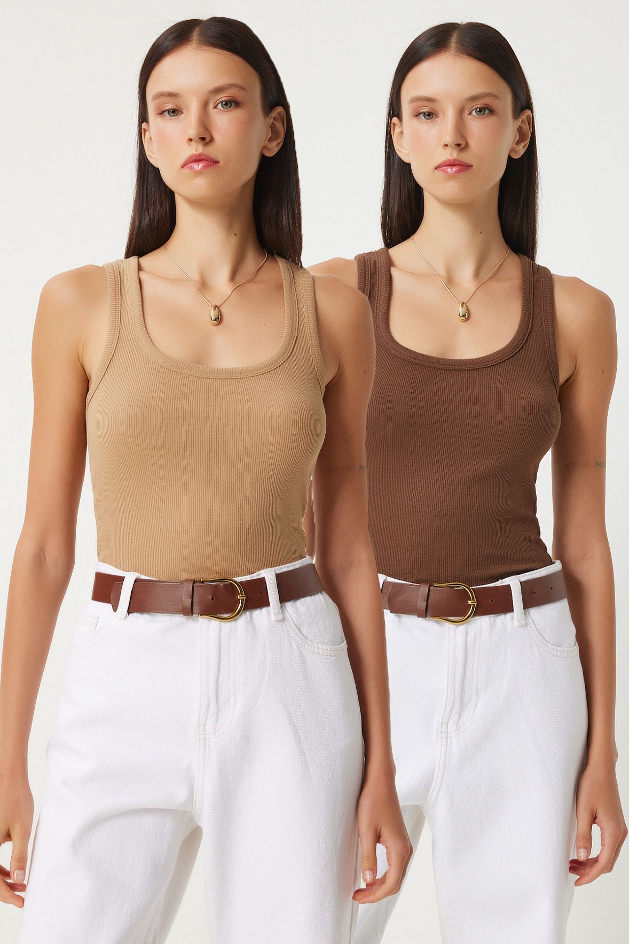 ISTANBUL Fitted U Collar Knitted 2- Pack Tank Top 1