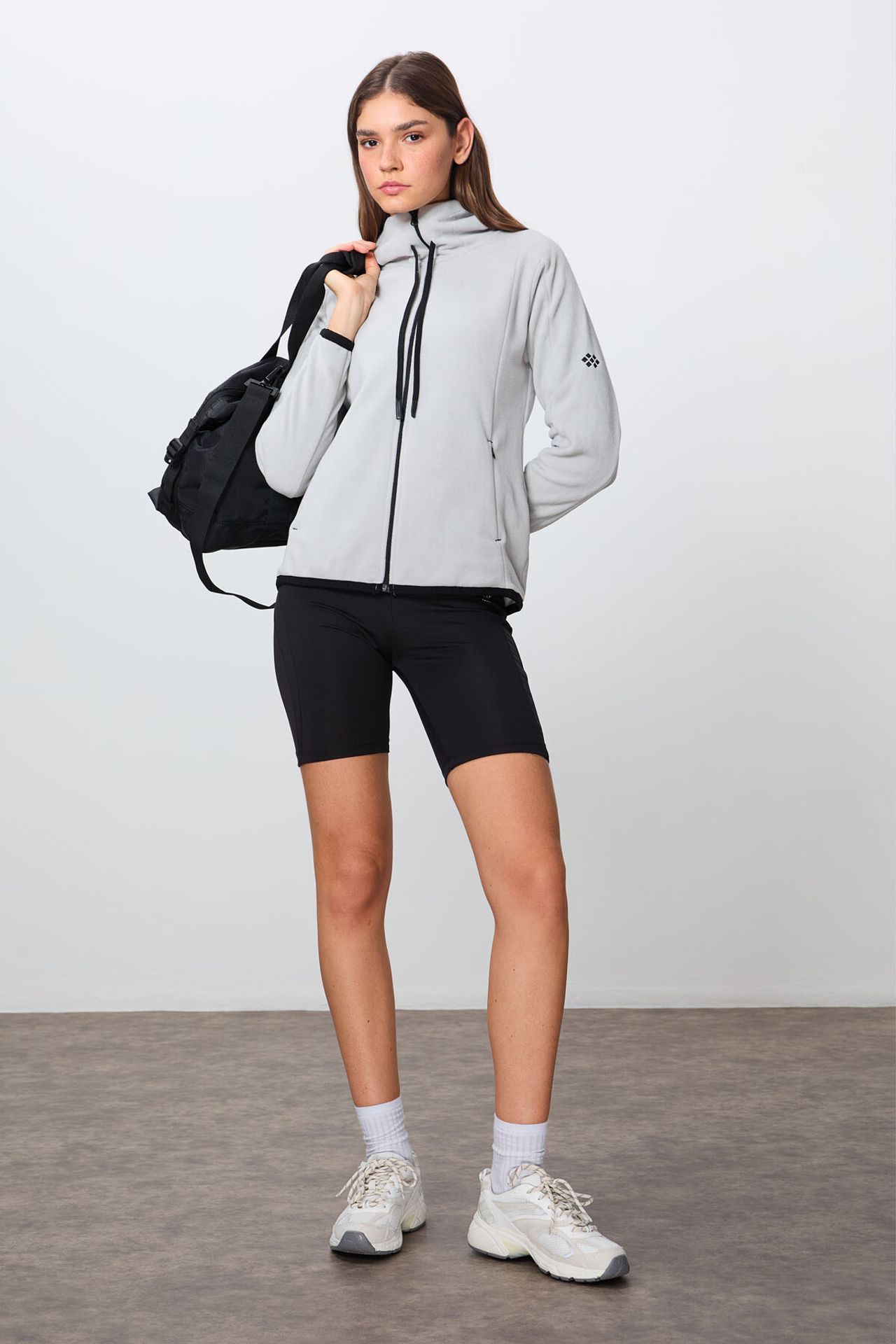 TOMMY Women's Plush Zip-up Hooded Sweatshirt 1