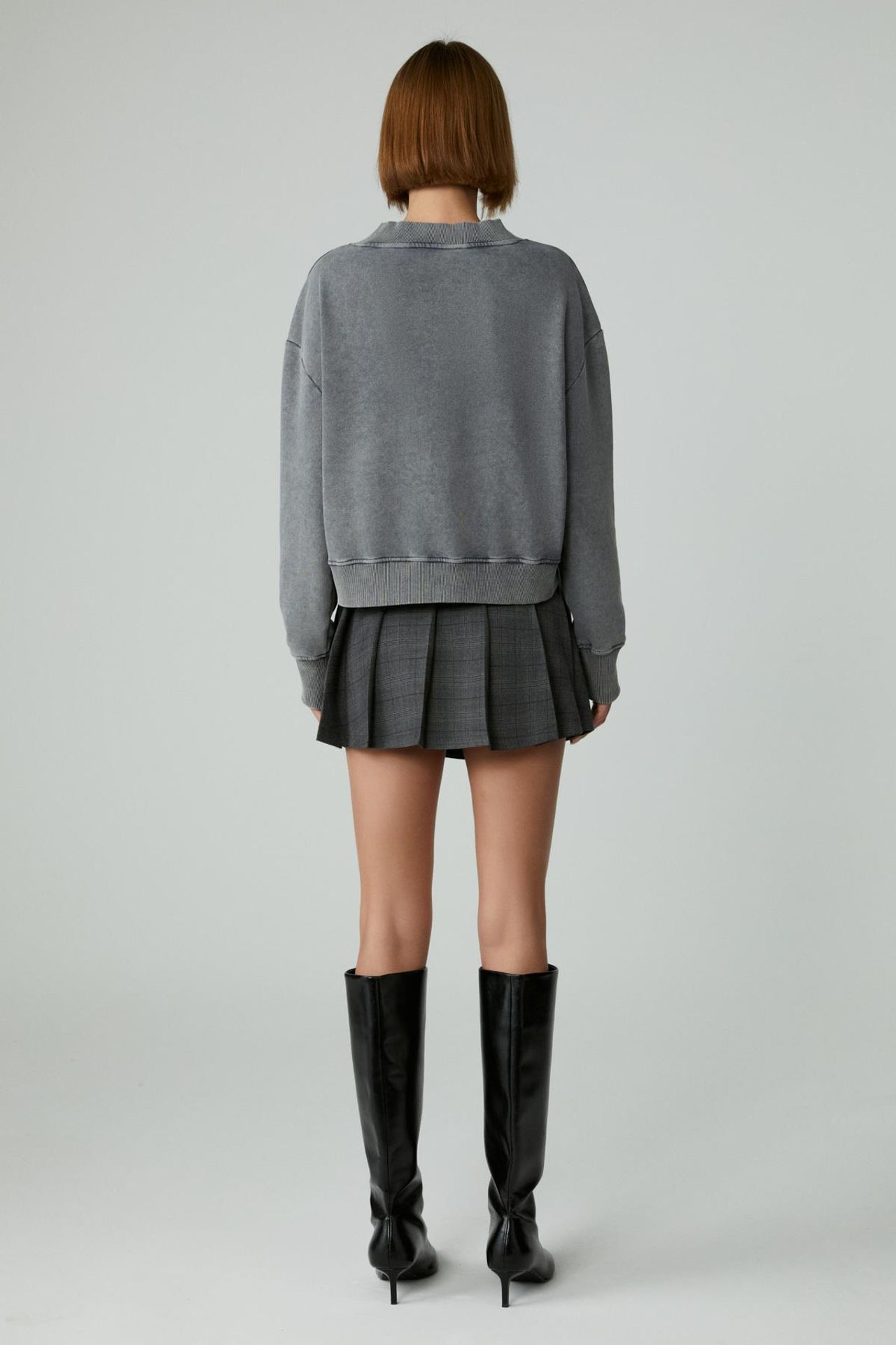 GRIMELANGE Oversized V-Neck Crop Sweatshirt 6