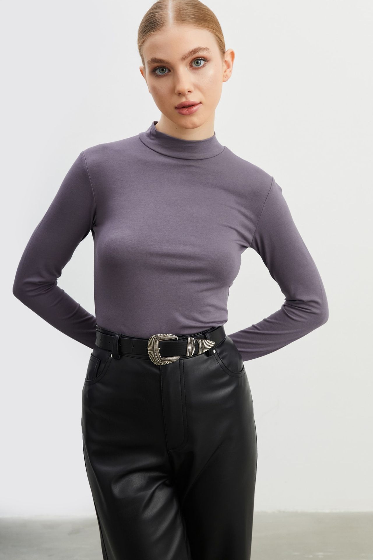 BIPANTOLON Kadın 2'li Cut Out Detaylı Yarım Balıkçı Yaka Body 7