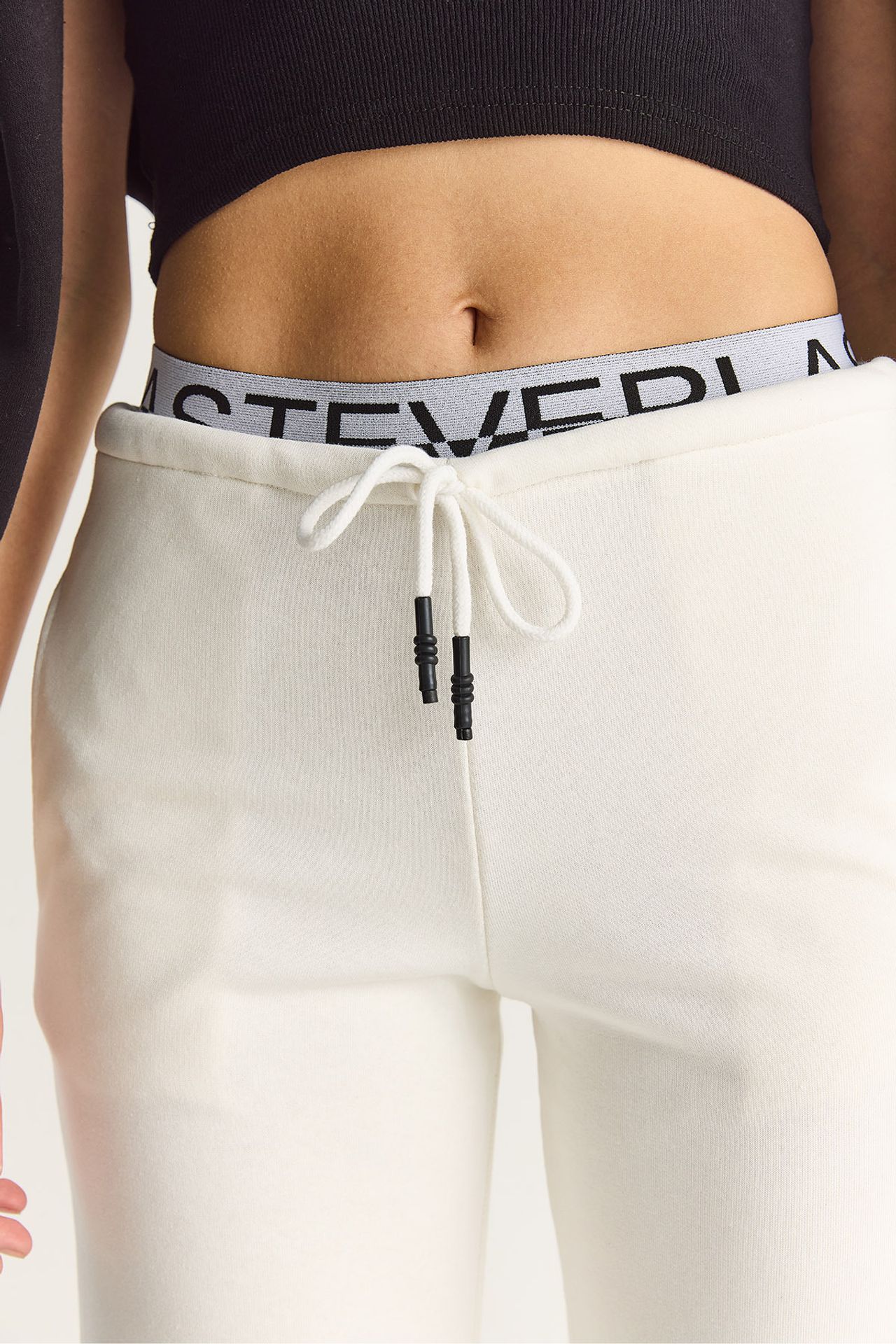 LUCCI Flare Fit Drawstring Pocket Sweatpants 5