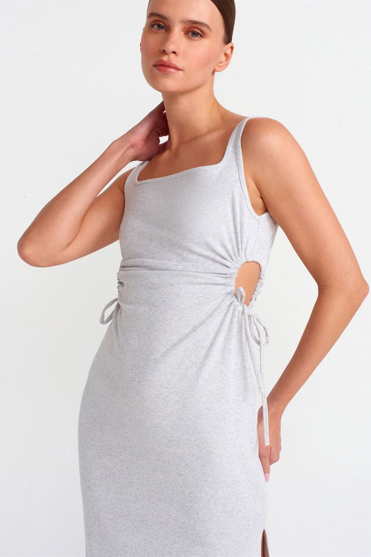 DILVIN Askısız Cut-Out Detaylı Bodycon Midi Elbise 4