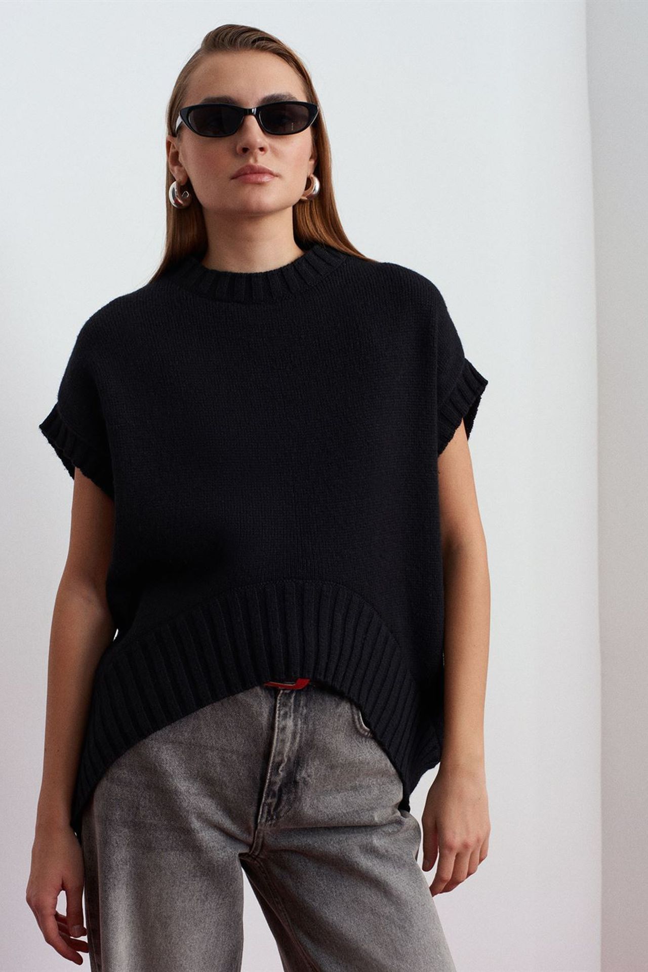 DILVIN Oversized Ribbed Knit Sweater Vest 5