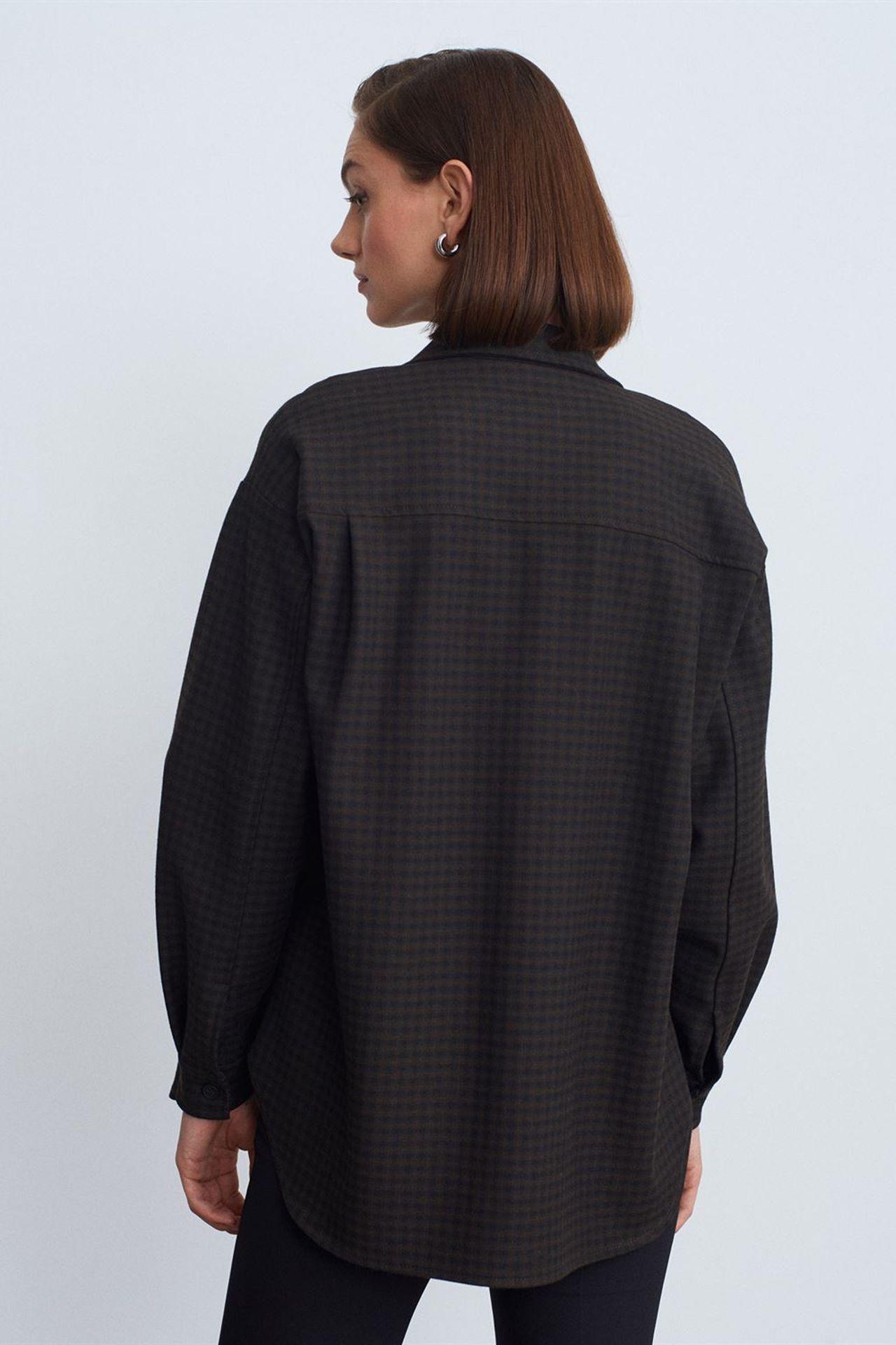 DILVIN Oversized Long-sleeve Micro-pattern Shirt 3