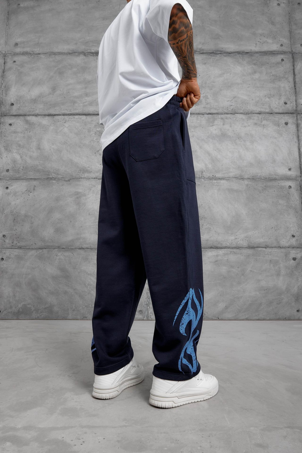 NOMARC Desenli Geniş Paça Büzgü İpli Jogger 3