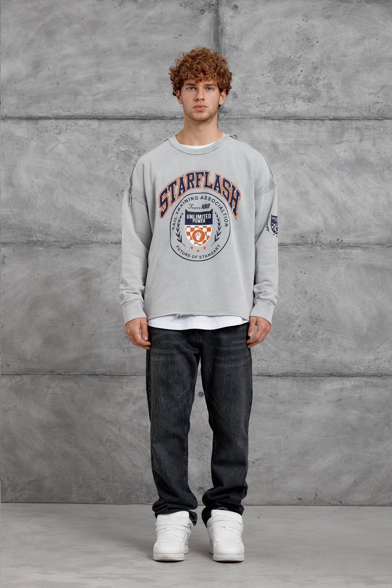 NOMARC Düz Kesim Bisiklet Yaka Sweatshirt 5