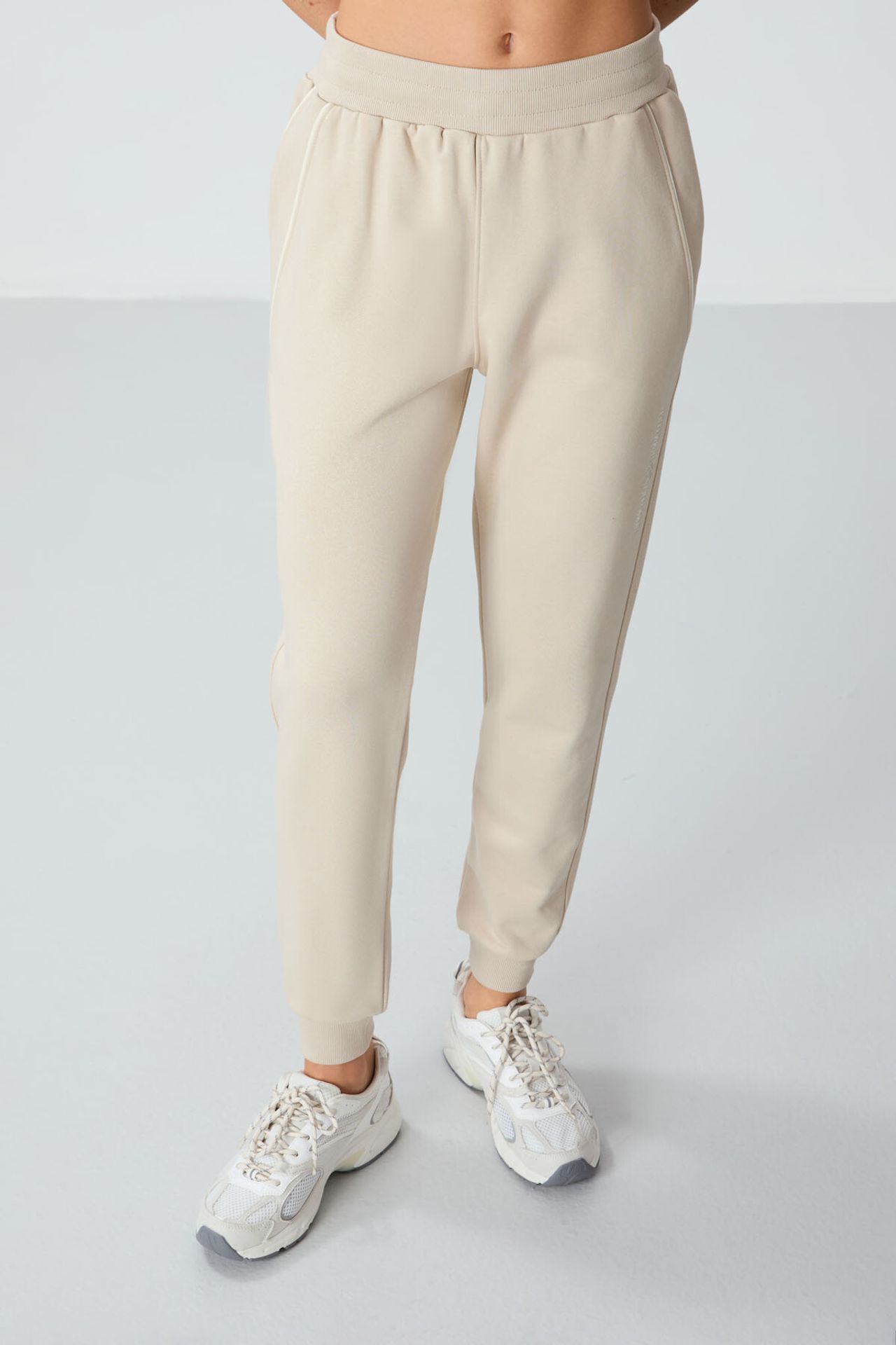 TOMMY Women's Cotton-blend Jogger Sweatpants 3