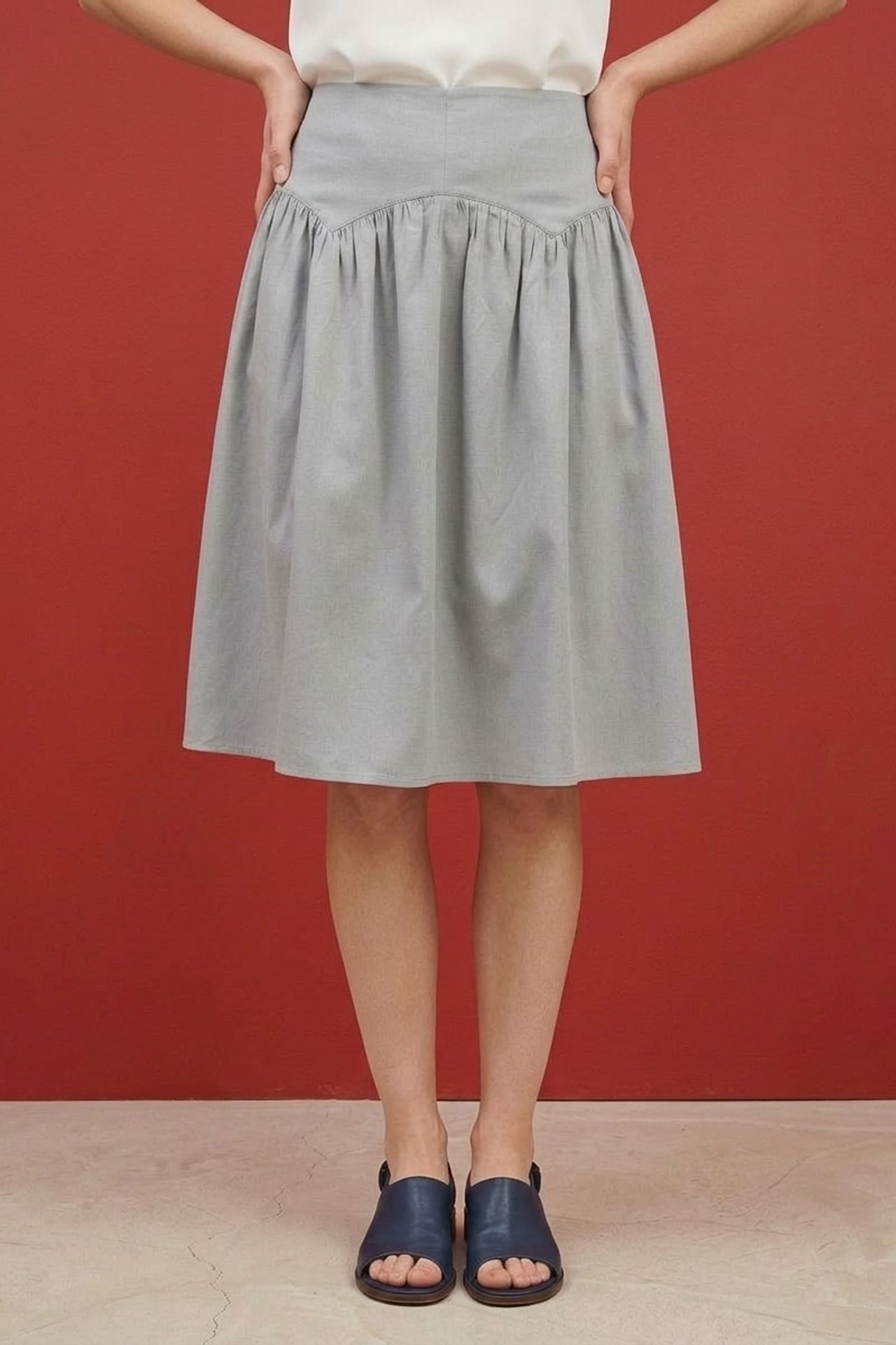 MY FASHION High-Waist Lyocell Crepe Trousers 4