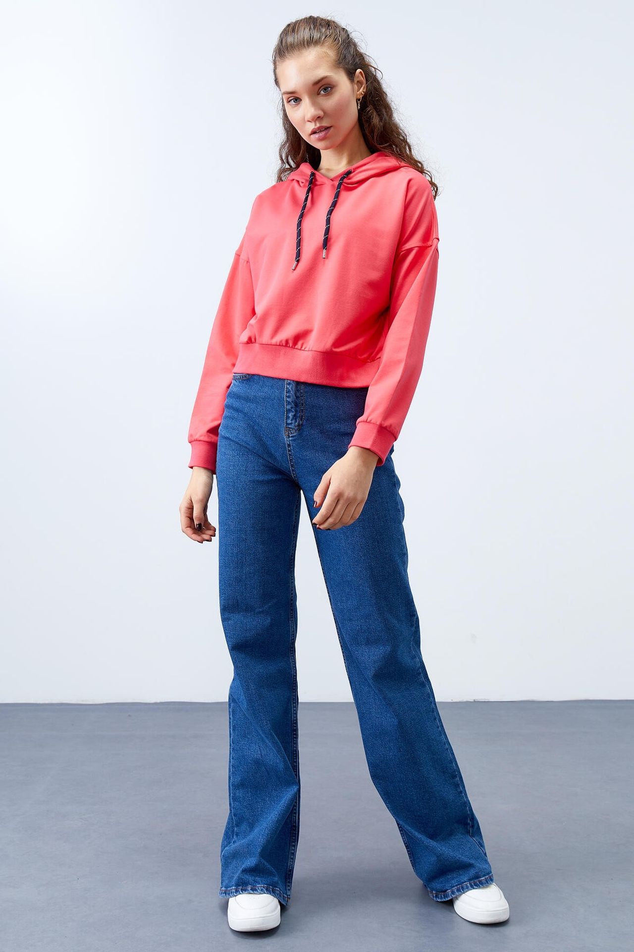 TOMMY Relaxed Hooded Sweatshirt With Tie Detail 4