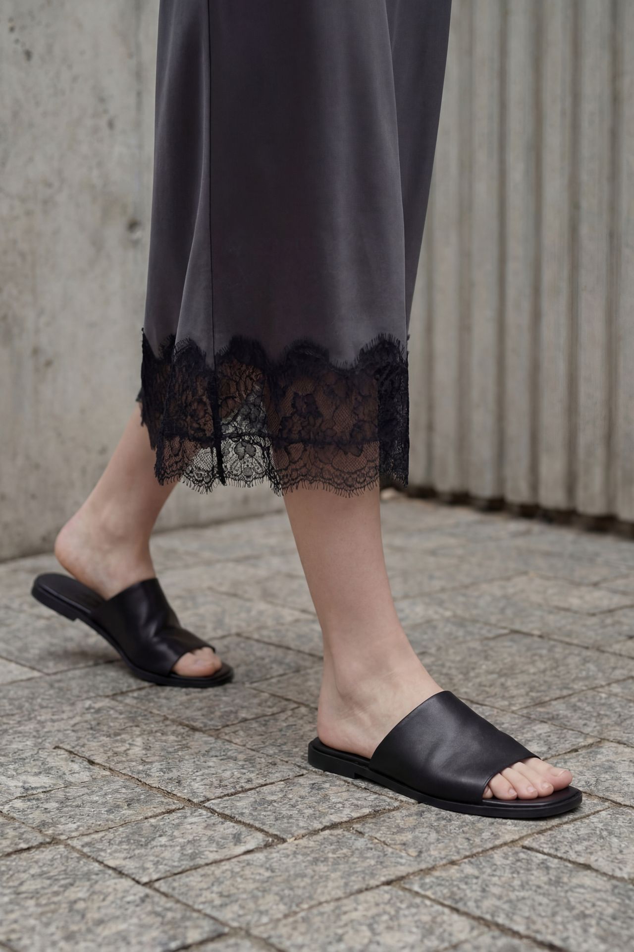 MY FASHION Lace Detailed Satin Midi Skirt 6