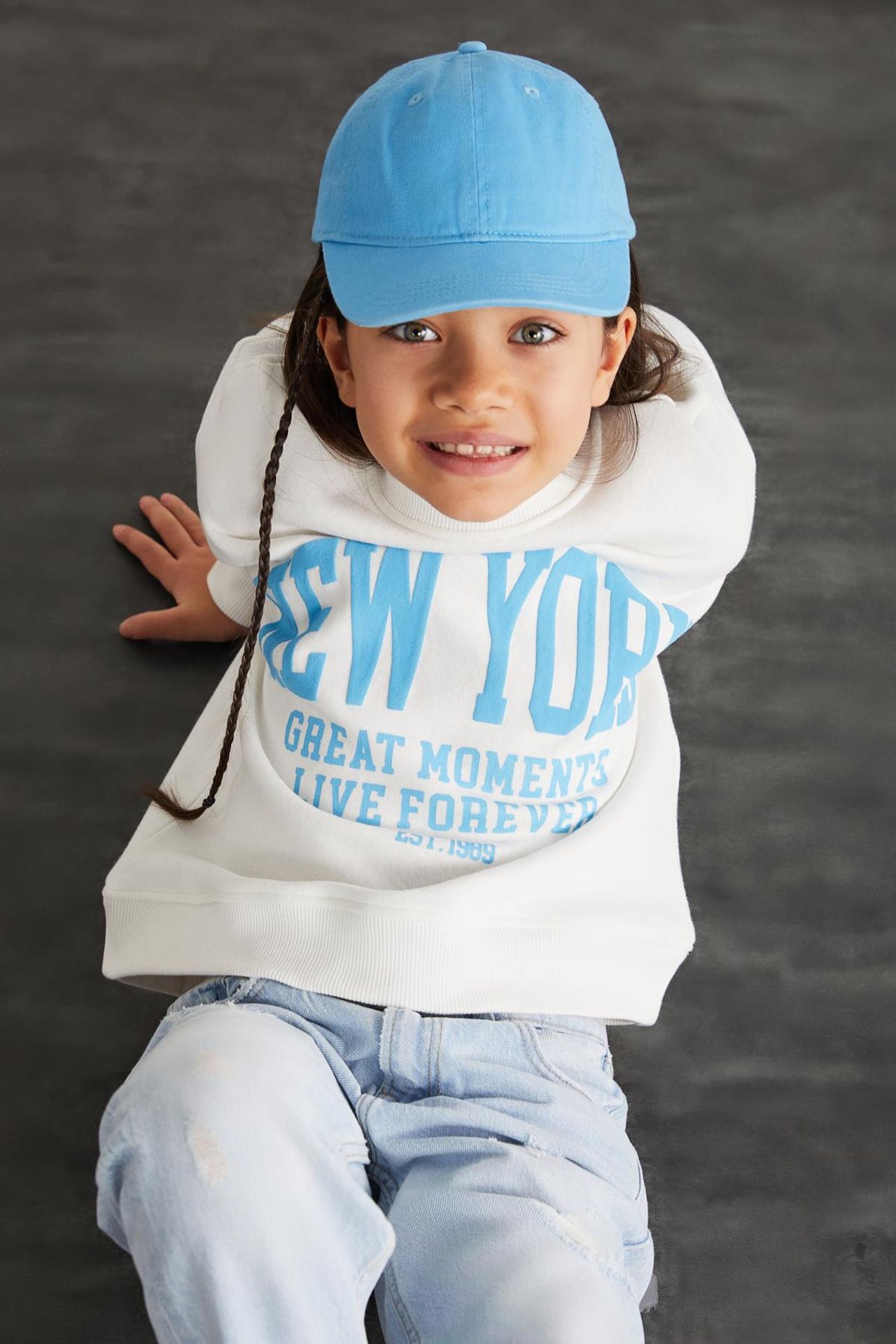 GRIMELANGE Relaxed Crew Neck Sweatshirt 5