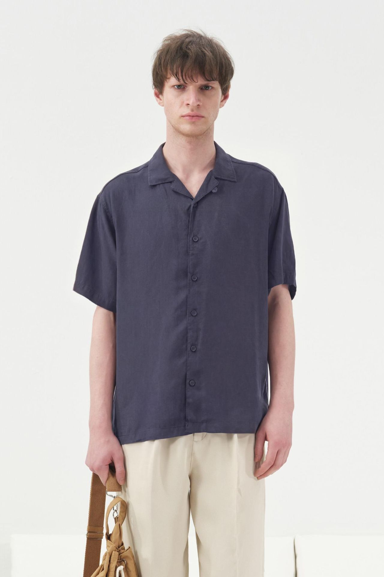 GIESTO Relaxed Fit Short Sleeve Button-Up Shirt 1