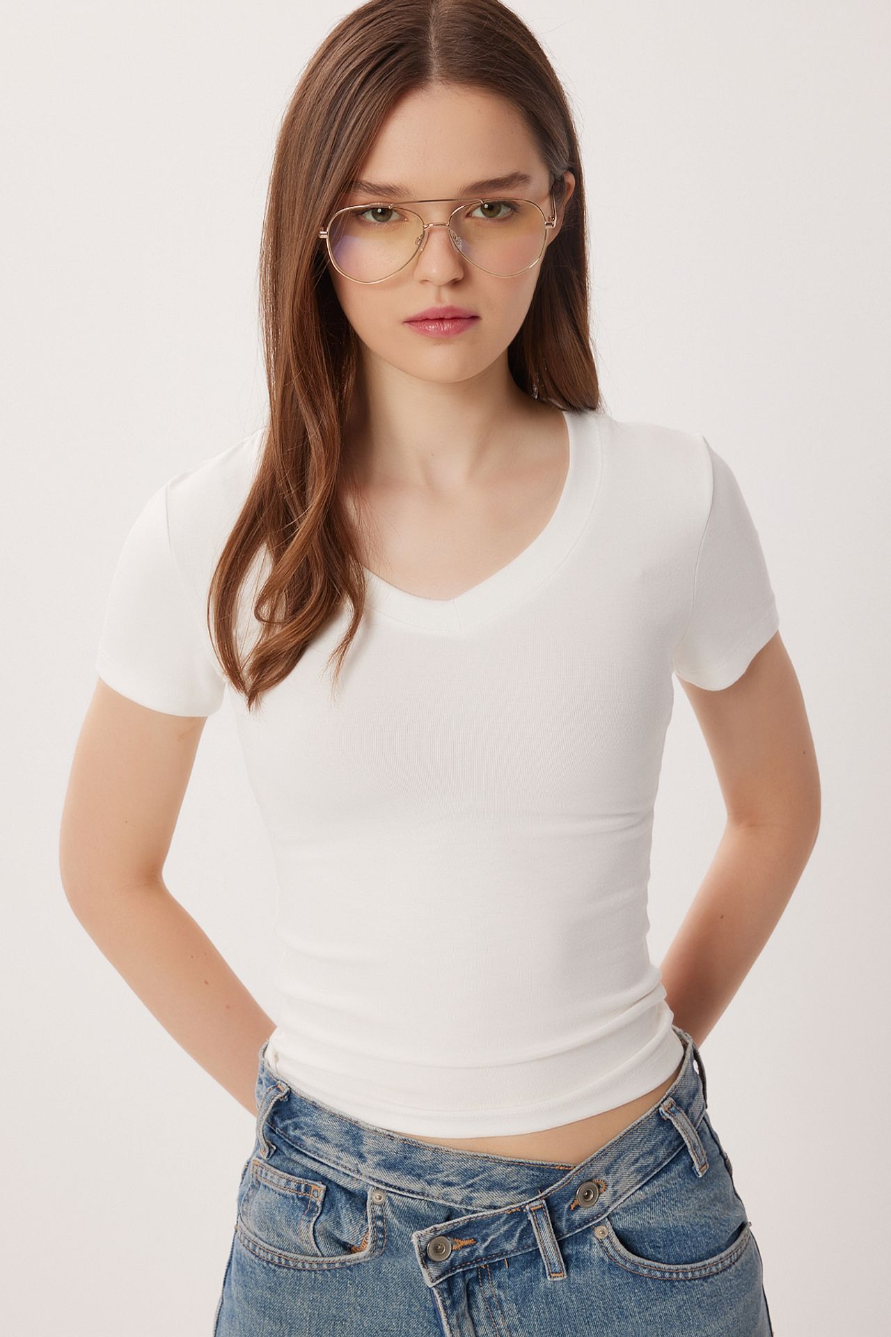 ISTANBUL Basic V-Neck Cotton Blend T-Shirt 5
