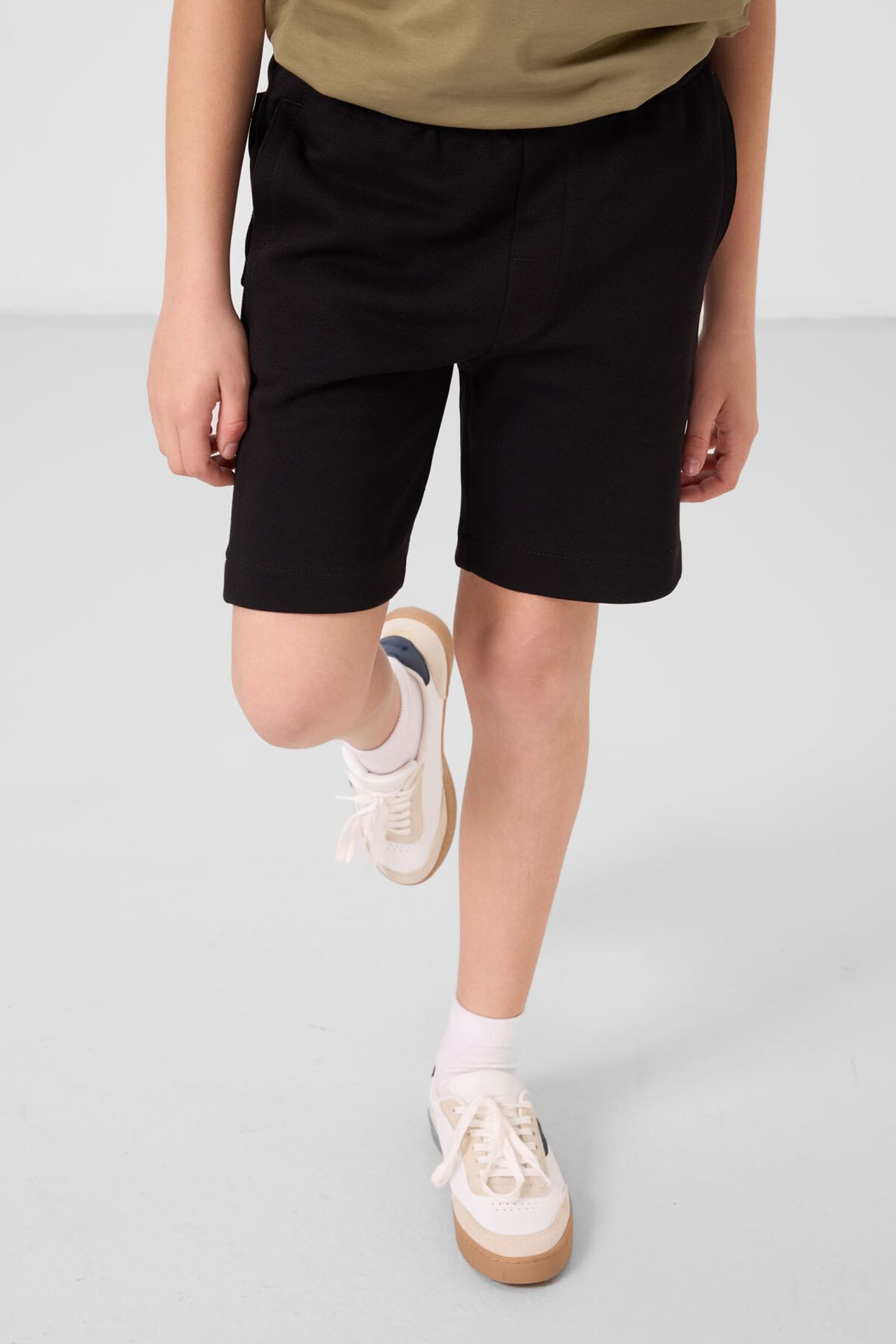 TOMMY Youth Regular Mid Waist Shorts 3