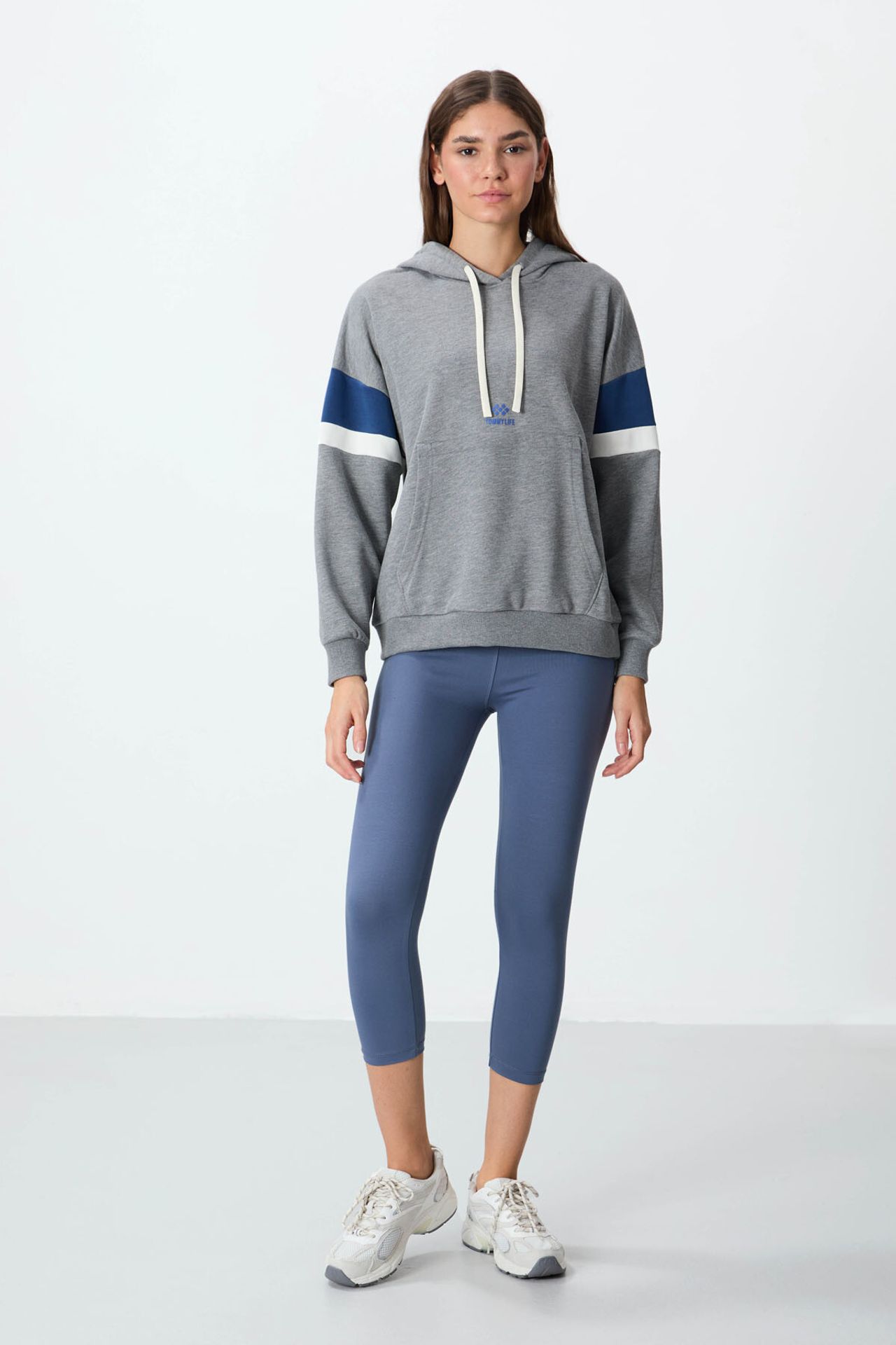 TOMMY Oversized Color-block Hooded Sweatshirt 3